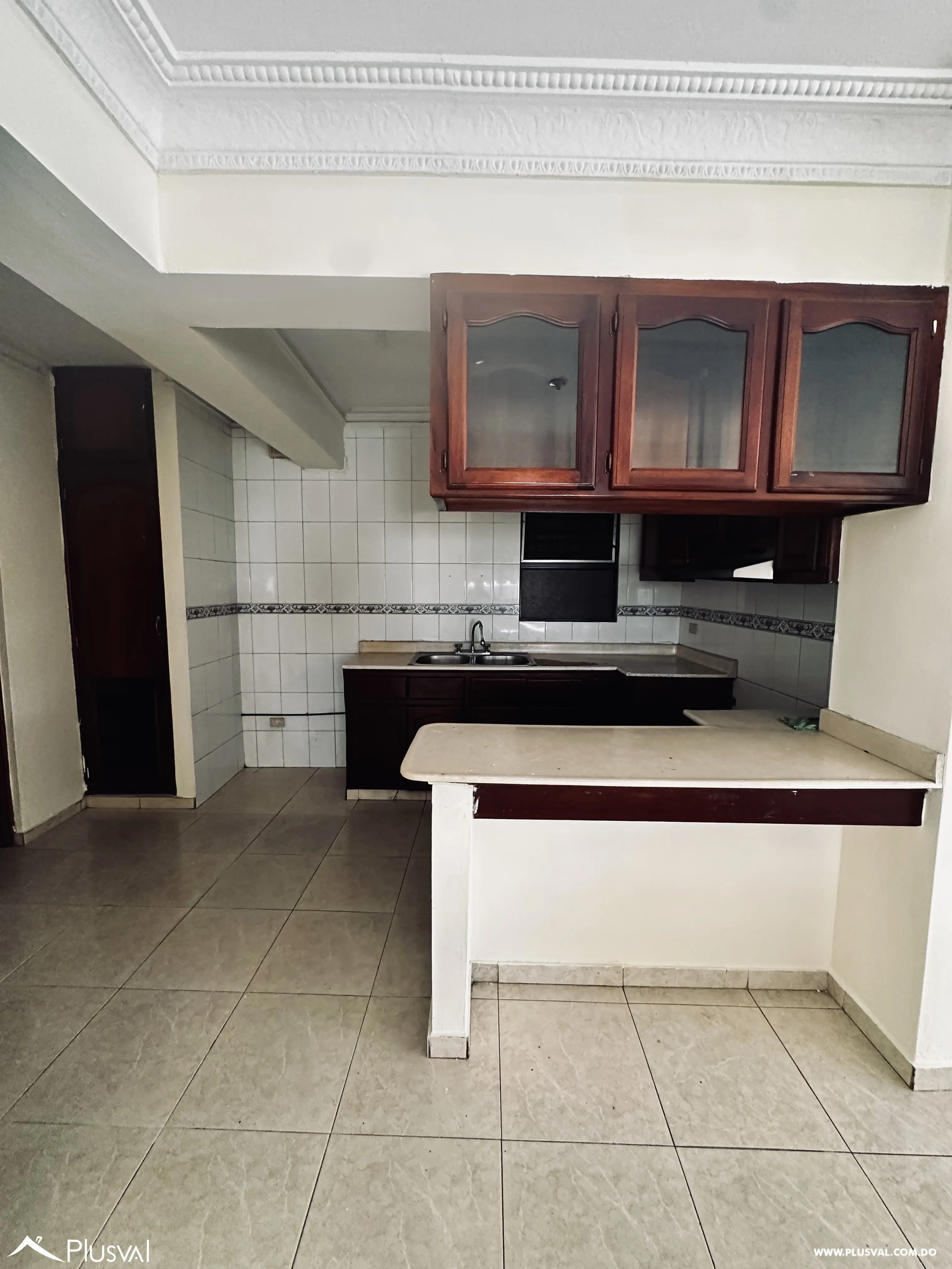 Apartamento de 3 habitaciones en Renacimiento 481979