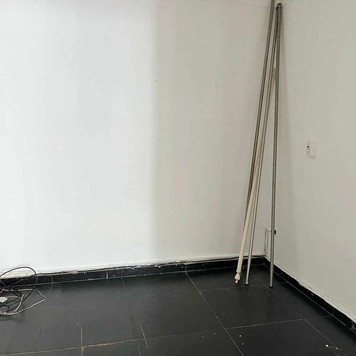 Apartamento en venta en Las Palmas de Alma Rosa, Santo Domingo Este – 3 habitaciones, 1 parqueo y seguridad 24/7 423095