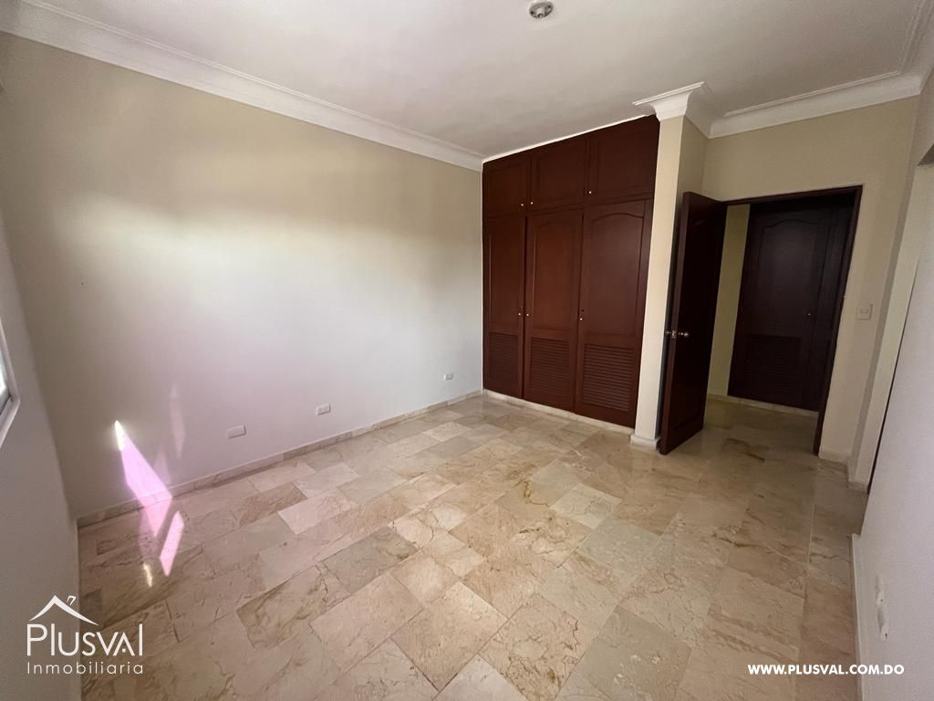 Apartamento en alquiler en el sector de Piantini 271680