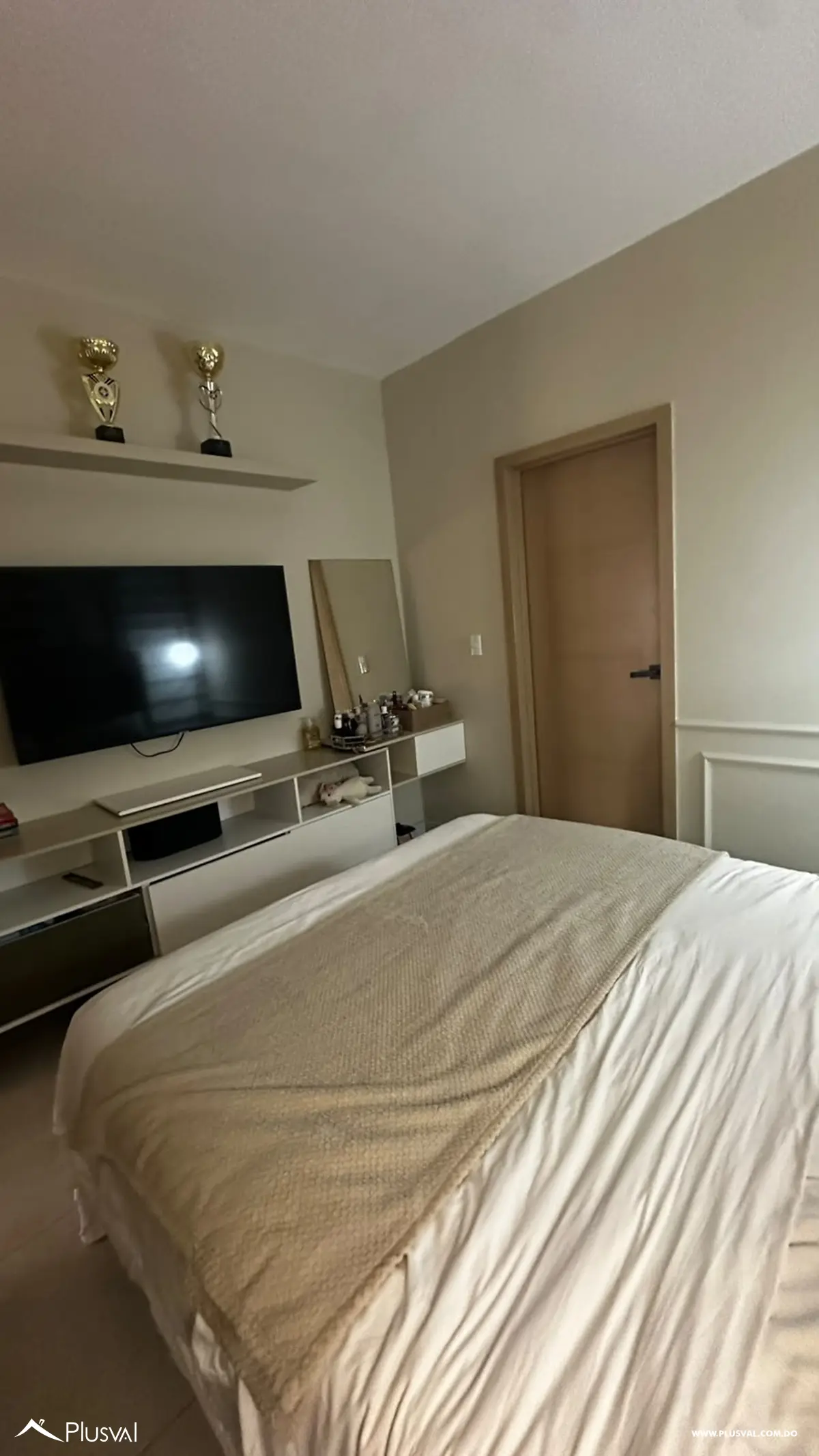 Excelente y Cómodo Apartamento en renta, en Evaristo Morales 517037