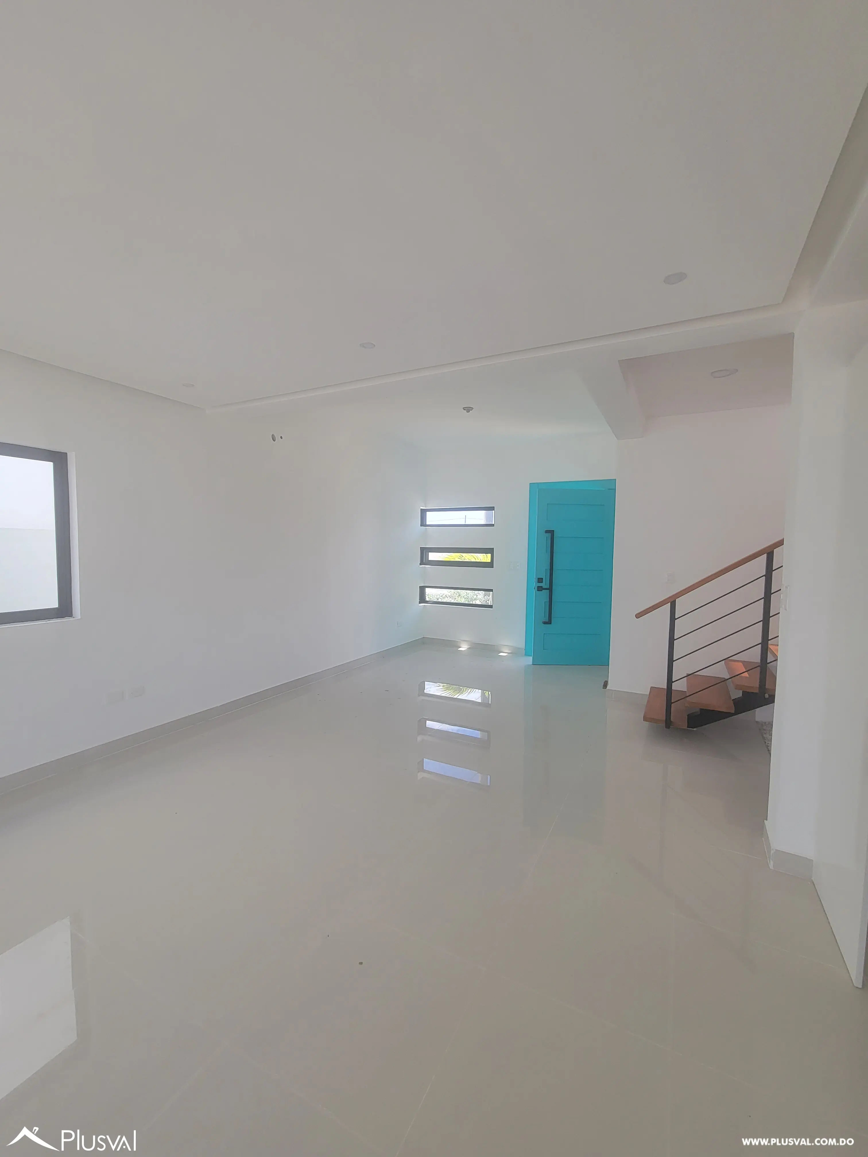 AMPLIA VILLA DE 3 HABITACIONES CON PISCINA Y PATIO EN SECTOR DEL DOWTOWN PUNTA CANA 499557