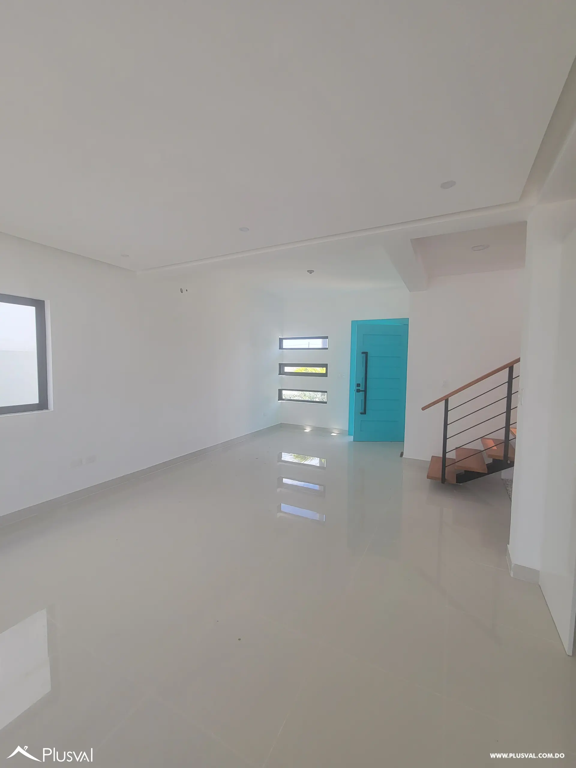 AMPLIA VILLA DE 3 HABITACIONES CON PISCINA Y PATIO EN SECTOR DEL DOWTOWN PUNTA CANA 499557