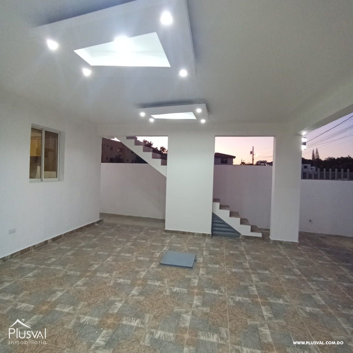 Hermosa Casa en proyecto Cerrado con fachada Moderna y amplios espacios 419368