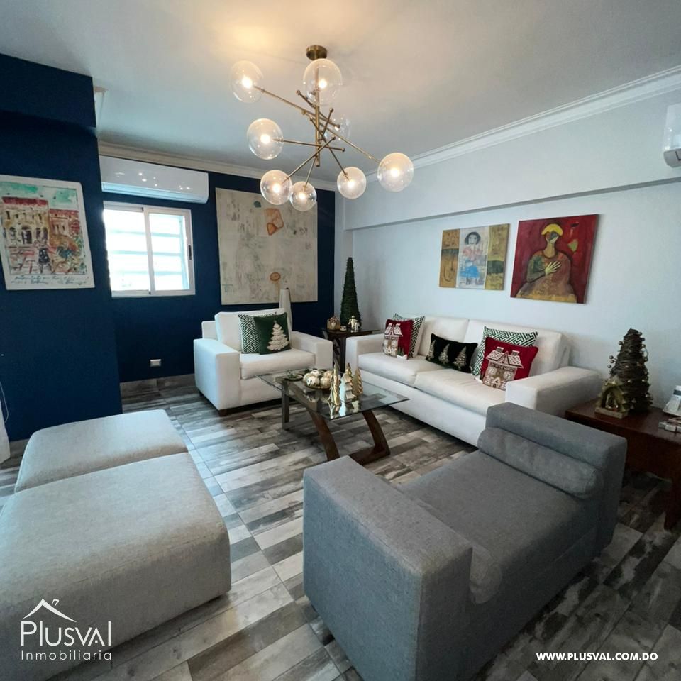 Amplio Apartamento de 3 habitaciones  en Venta en Evaristo Morales 332464