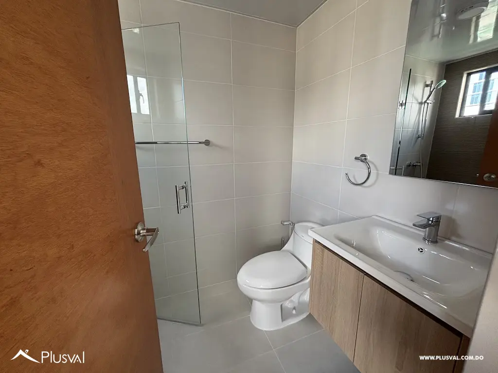 Apartamento en alquiler en Evaristo Morales 492875