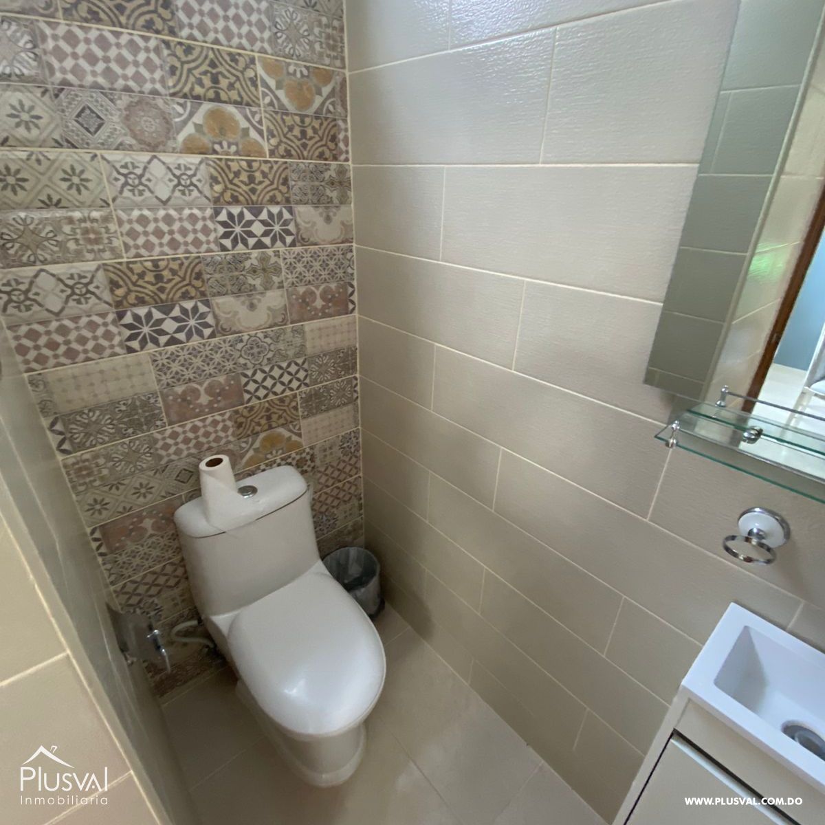 Amplio y cómodo apartamento en una zona atractiva y cercana a los puntos mas importantes de la ciudad, Reparto Imperial 316125