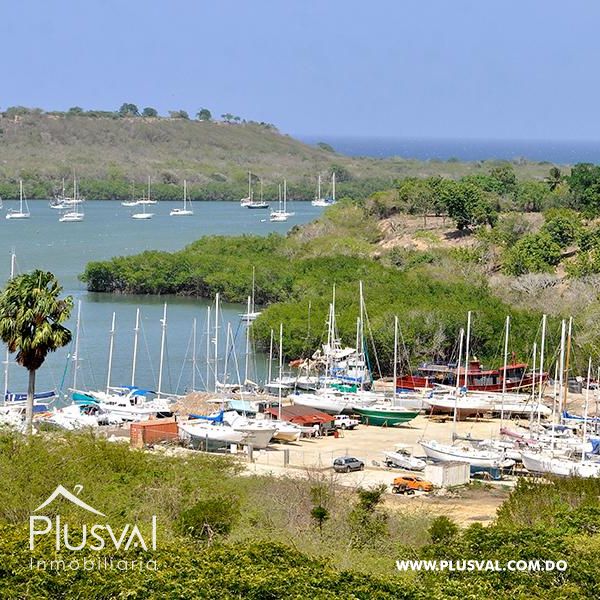 Solar en venta con vista al mar en Luperon 207434