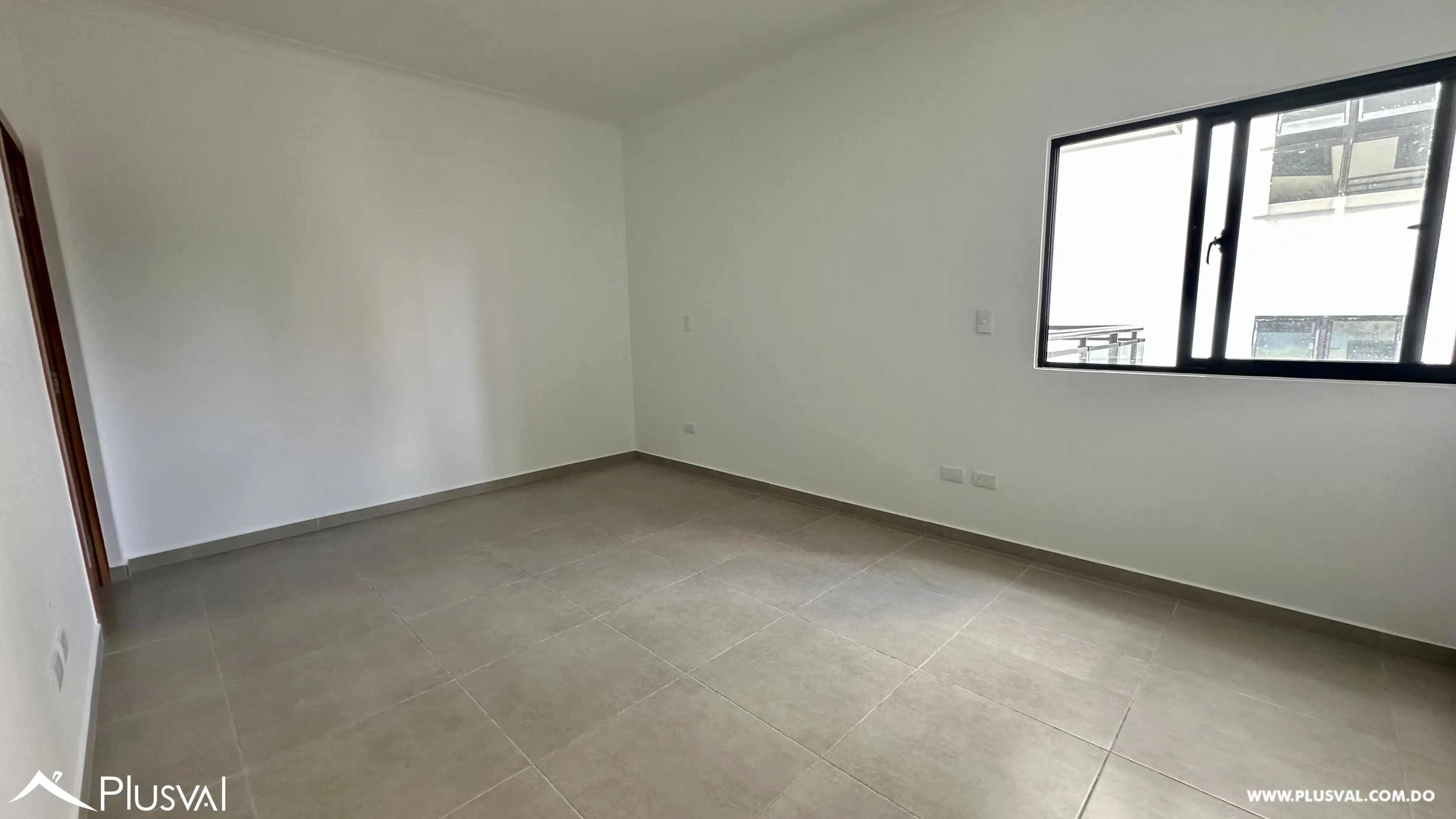 Apartamento en alquiler en Evaristo Morales 511891