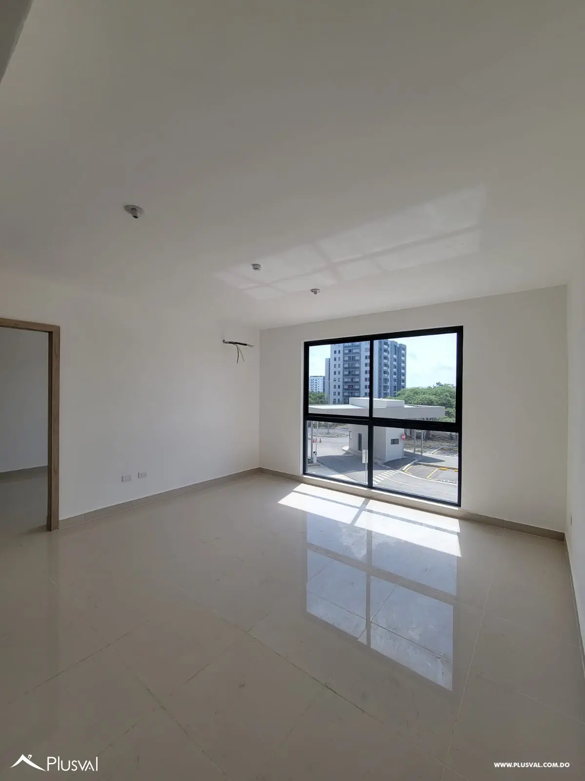 Apartamento de 3er nivel en Santiago: Exclusividad, elegancia y amplios espacios 462771