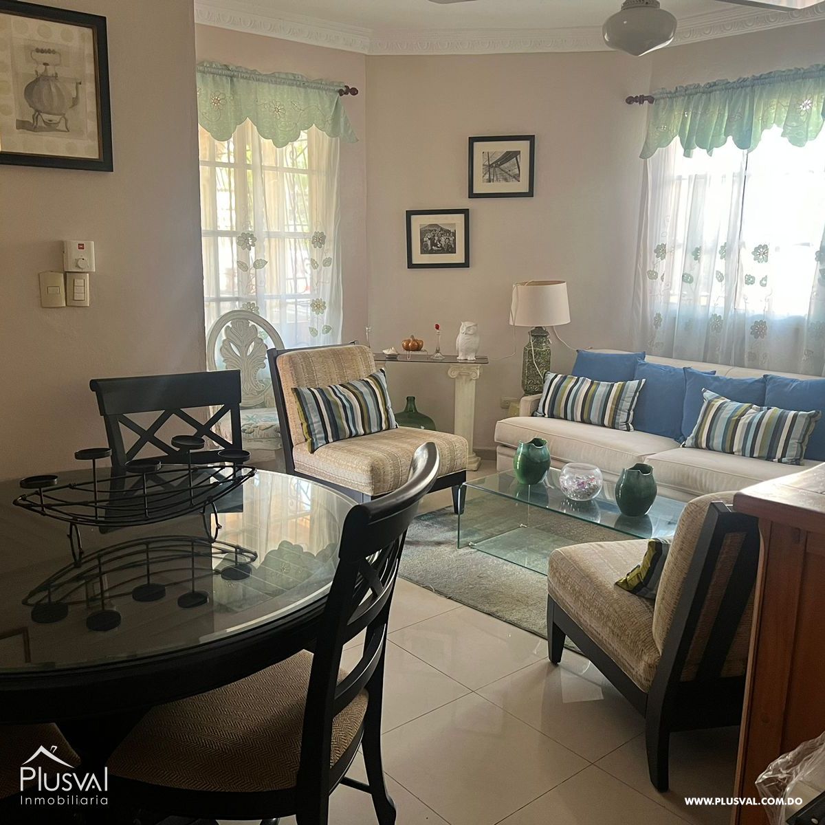 Casa en venta en Santo Domingo Este, mas una segunda casa con jacuzzi en el segundo piso. 381772