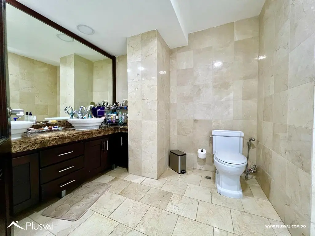 Excelente PH de 3 niveles en venta en una de las zonas mas tranquilas de Naco 492609