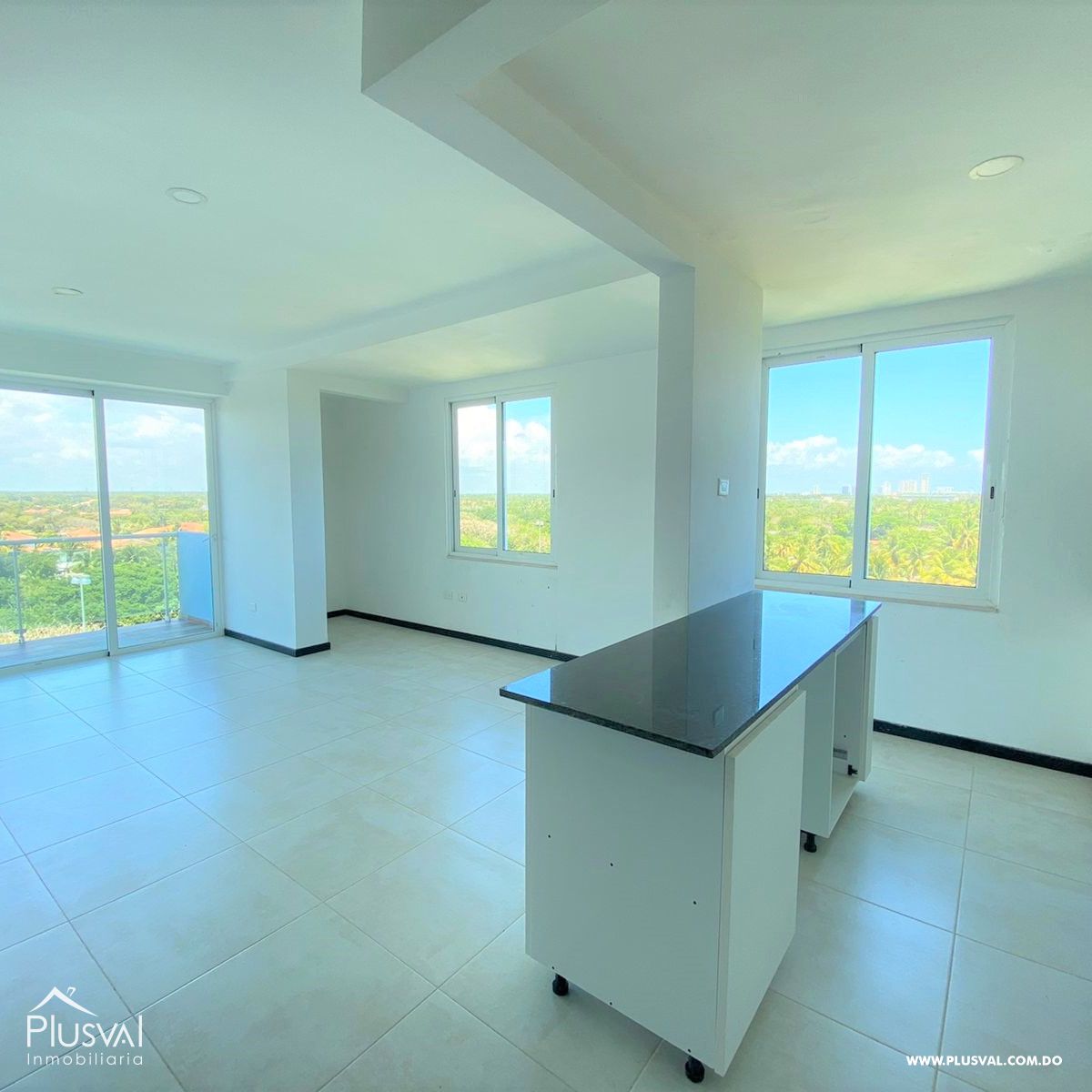 Apartamento en venta con vista al mar 211423