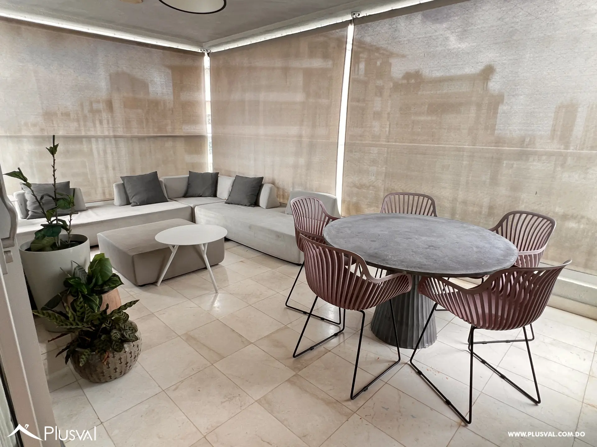 Amplio e Iluminado apartamento de venta en Piantini, piso alto y 5 parqueos 532884