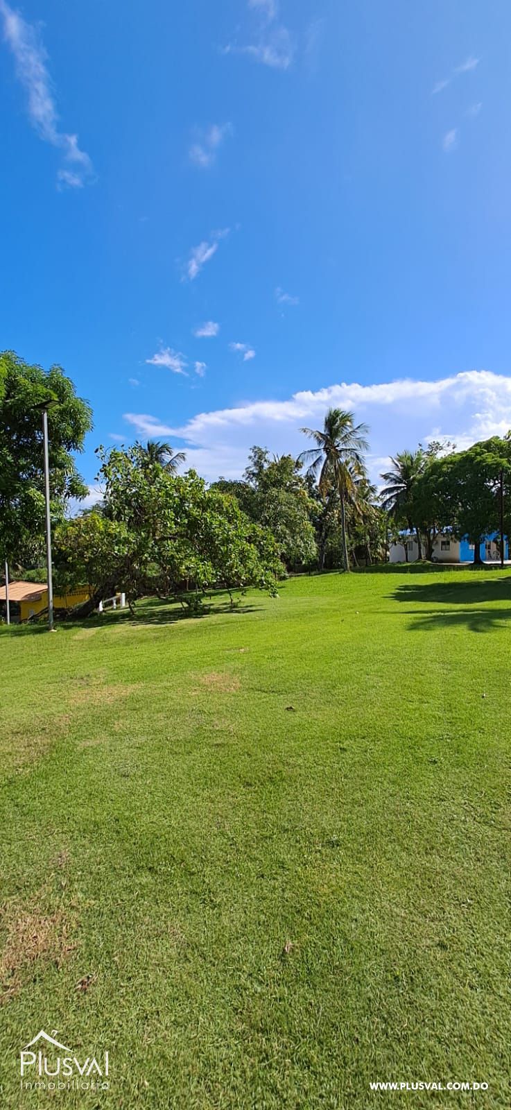 Villa de dos niveles en alquiler en Haina 472980
