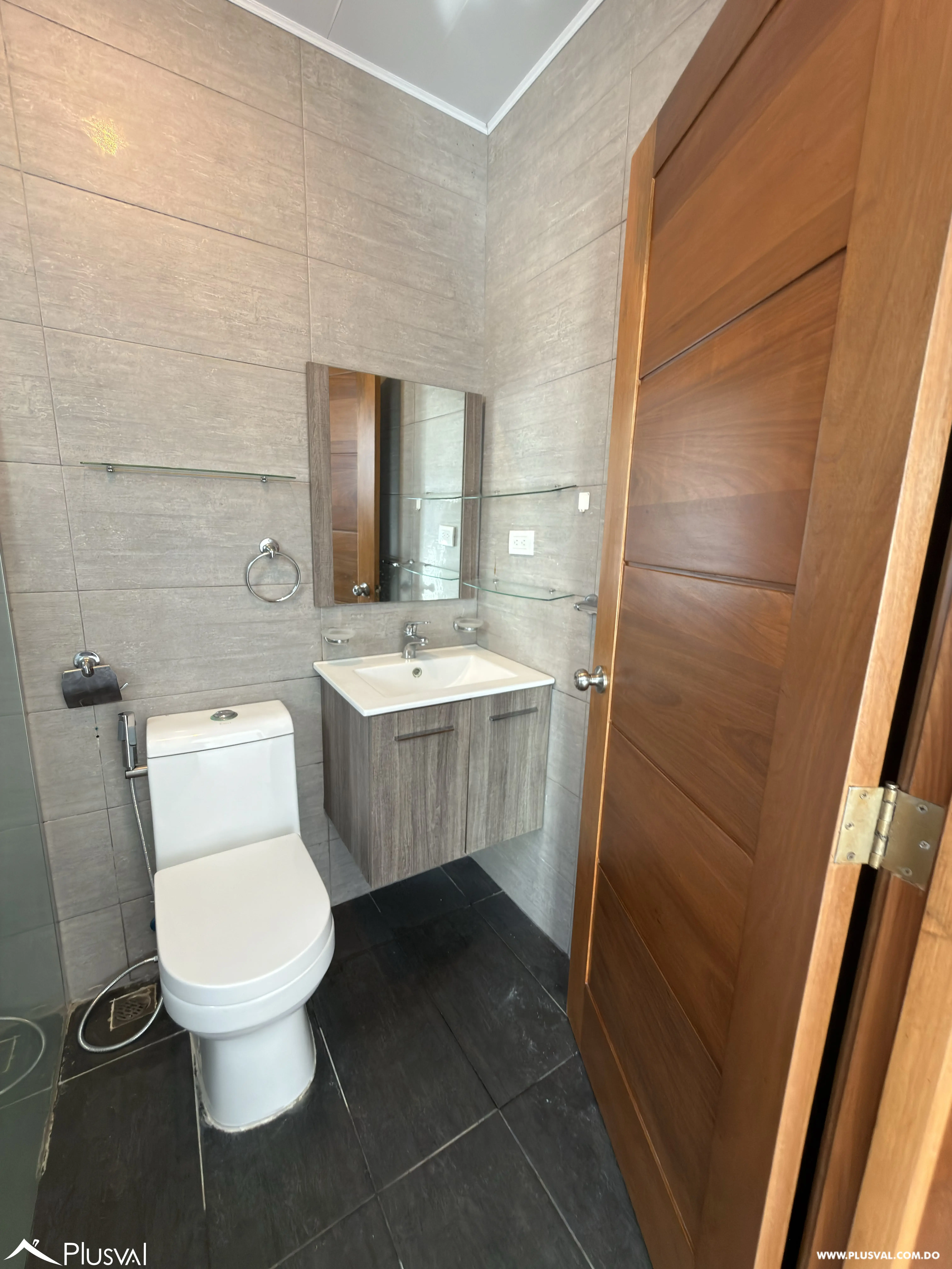 Apartamento en alquiler ubicado en el Millón. 489291