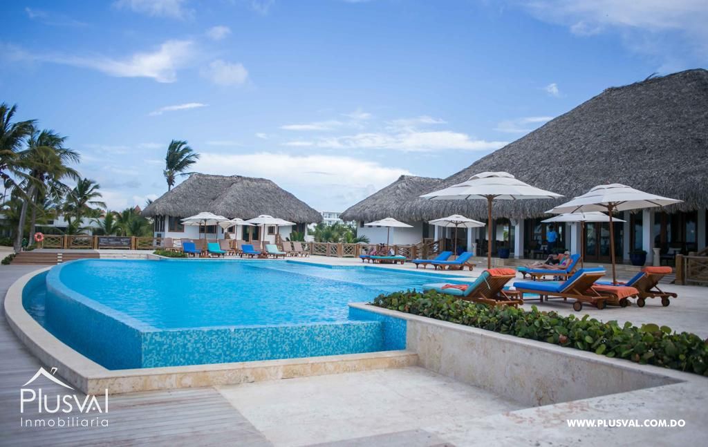 Apartamento en venta en Coral Bay 205096