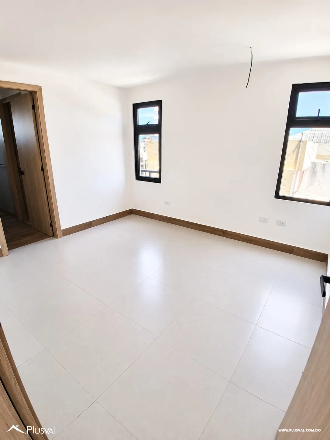 Moderno y amplio apartamento en alquiler con linea blanca 518823