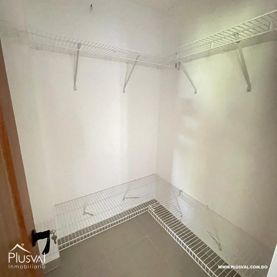Apartamento en Venta  Avenida Antonio Guzmán Con Piscina y Seguridad 467324
