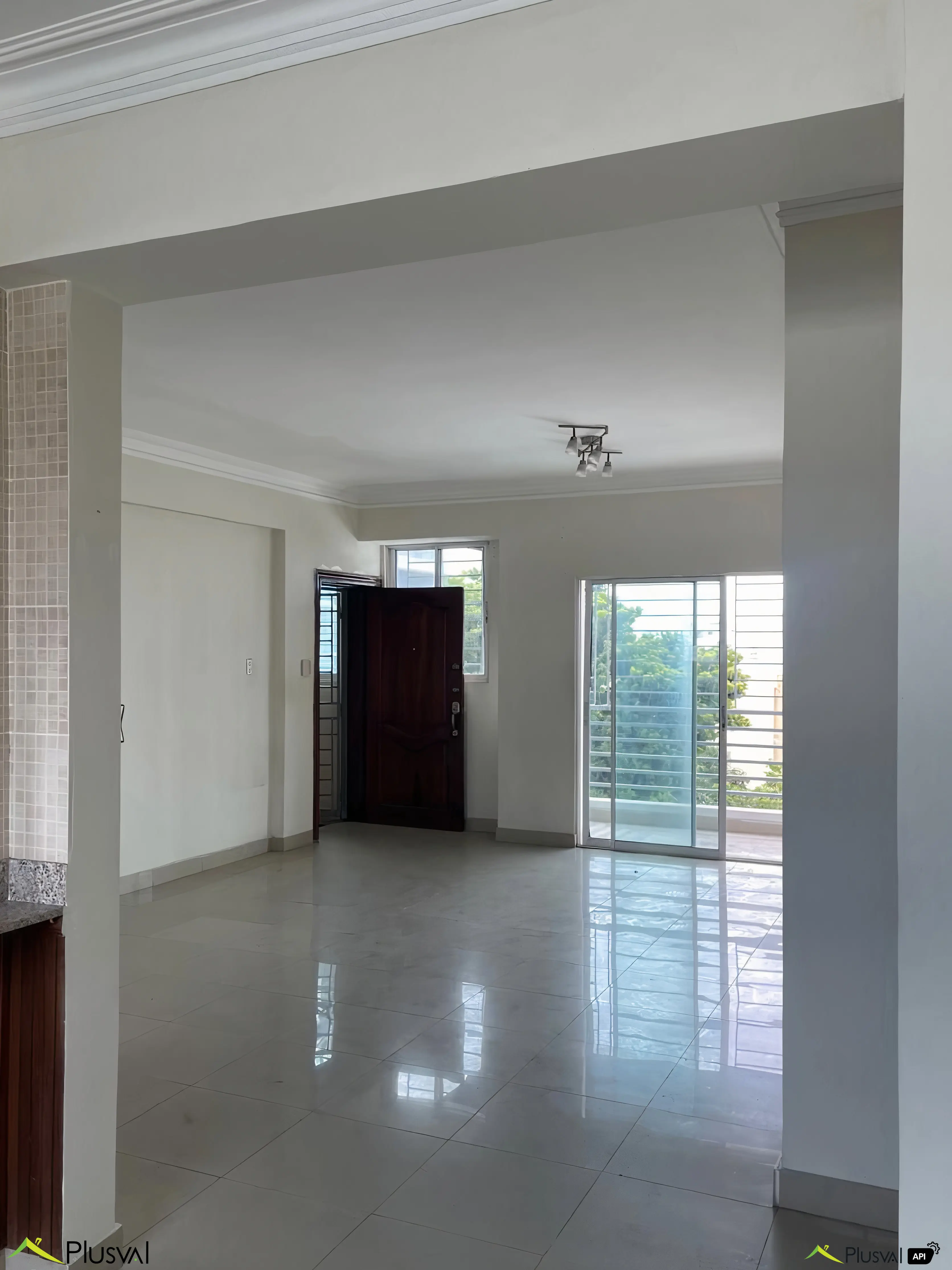 Alquilo amplio apartamento de dos habitaciones en El Millón 450883