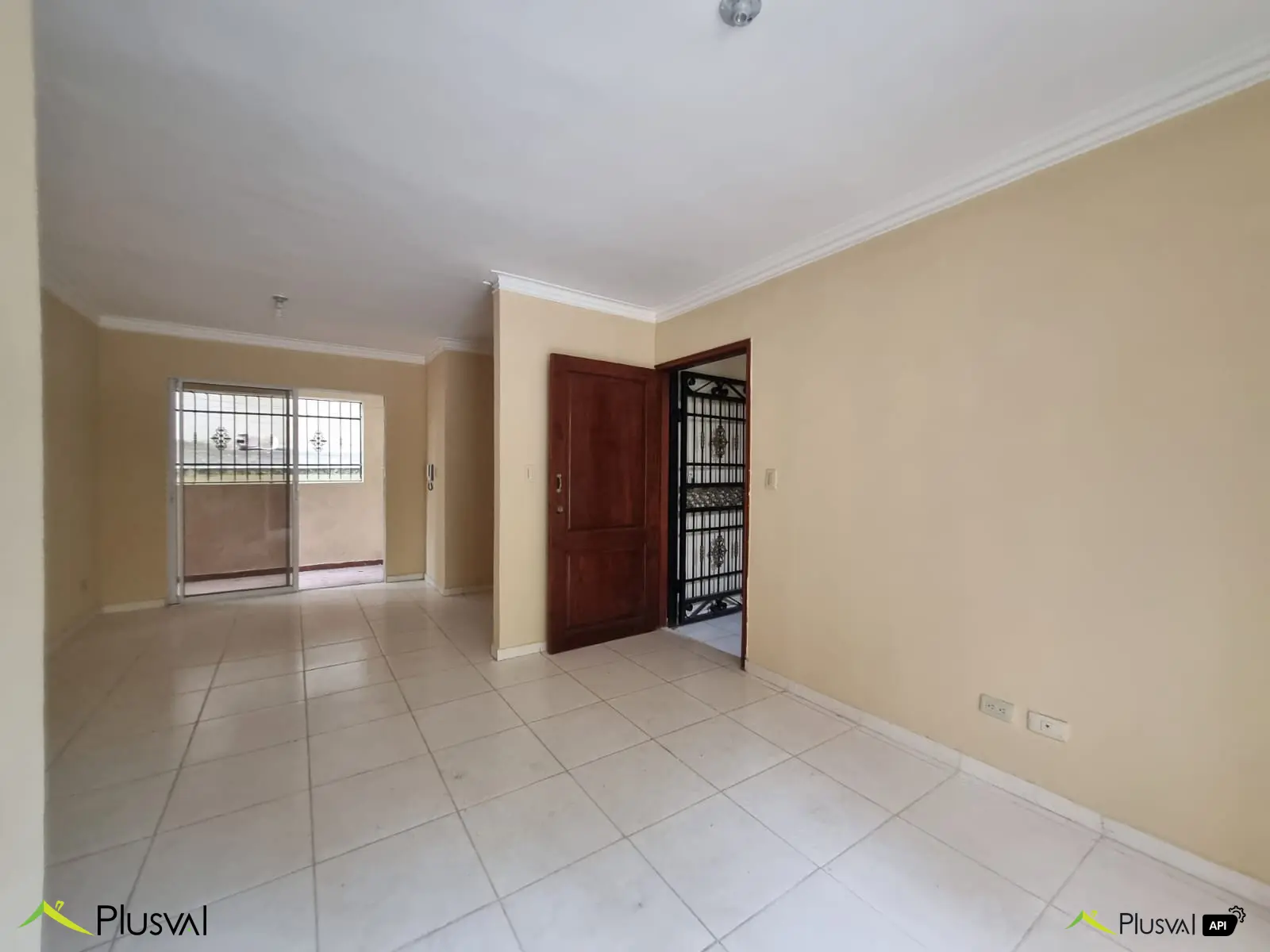 Acogedor apartamento en venta en Av. Jacobo Majluta 447849
