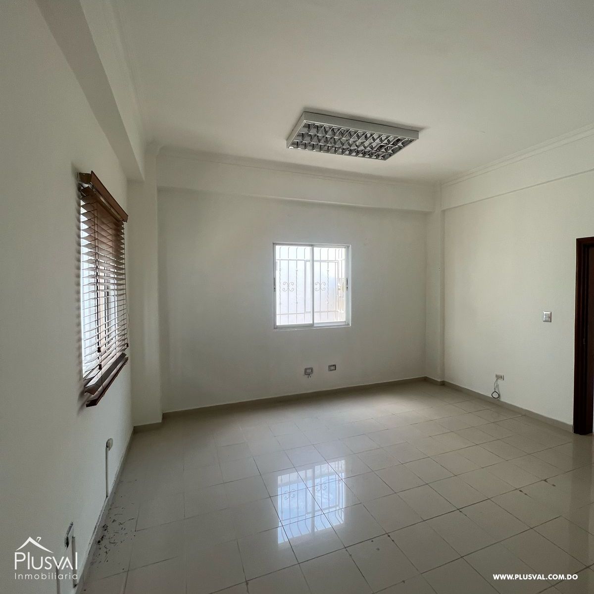 Local comercial en alquiler en Bella Vista 428022