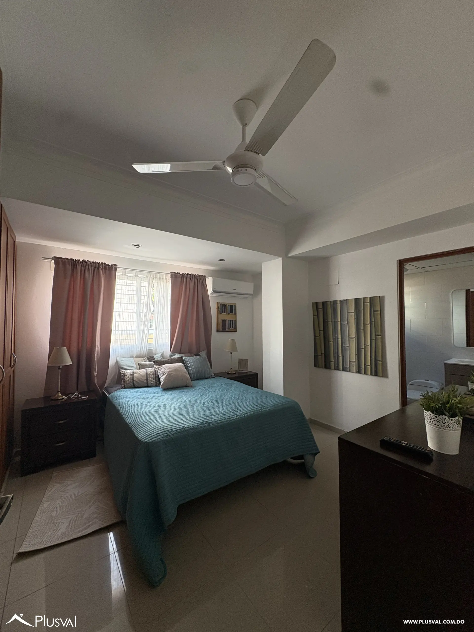 Apartamento clásico en alquiler amueblado en 2da con amplia terraza 517378