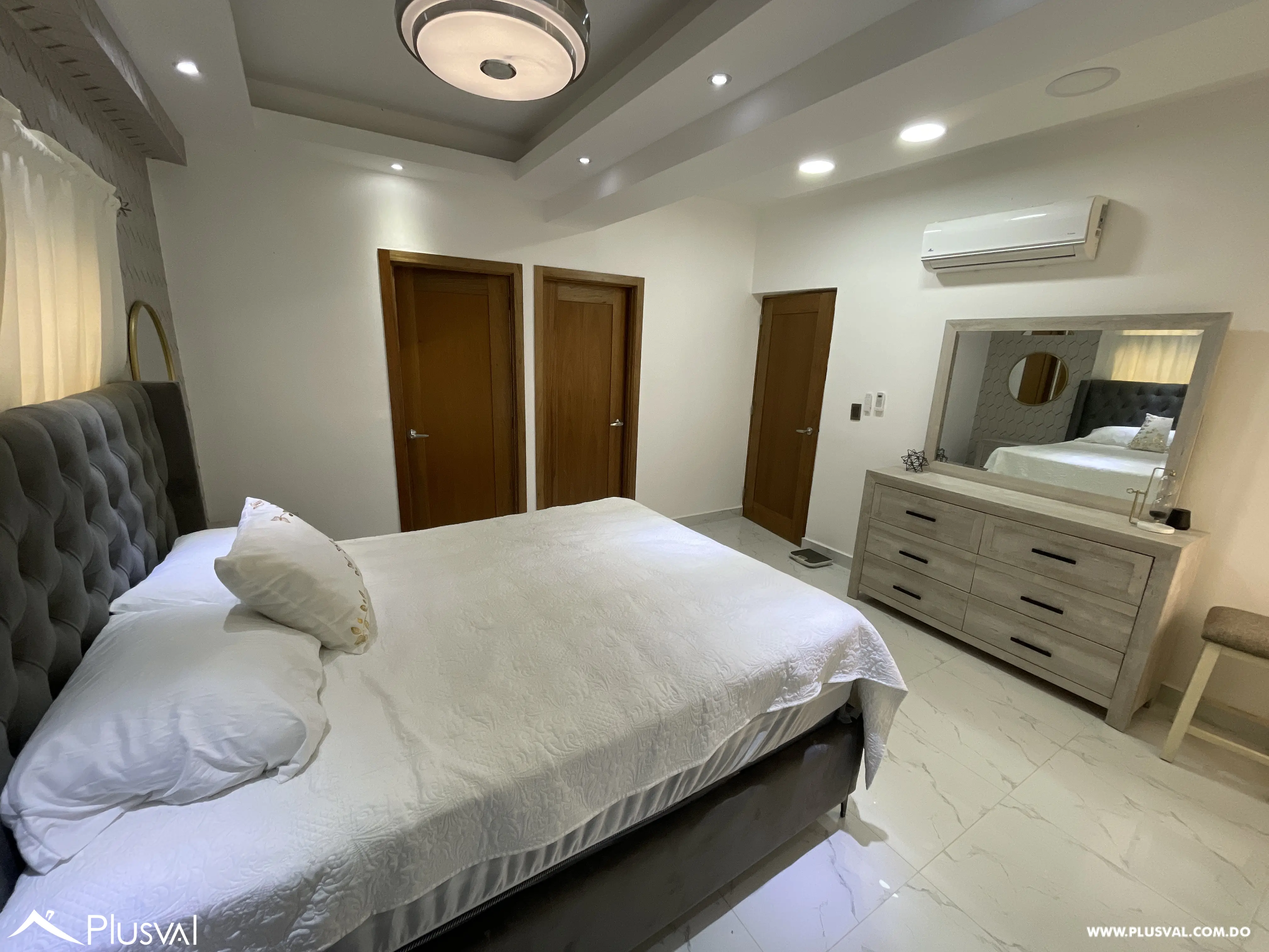 Apartamento en venta amueblado 3Hab · Terraza · Jacuzzi · Gazebo · 2 Parqueos · SDE 499943