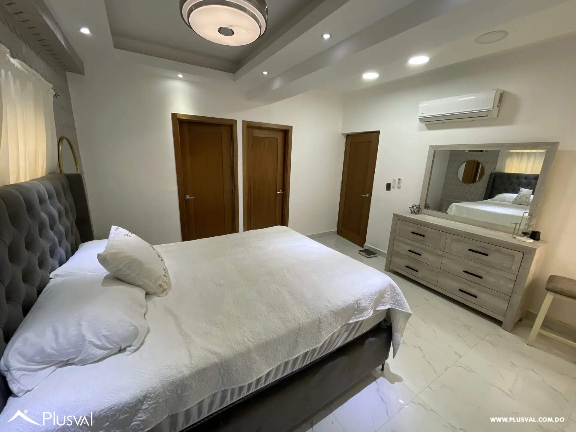 Apartamento en venta 3Hab · Terraza · Jacuzzi · Gazebo · 2 Parqueos · SDE 499964