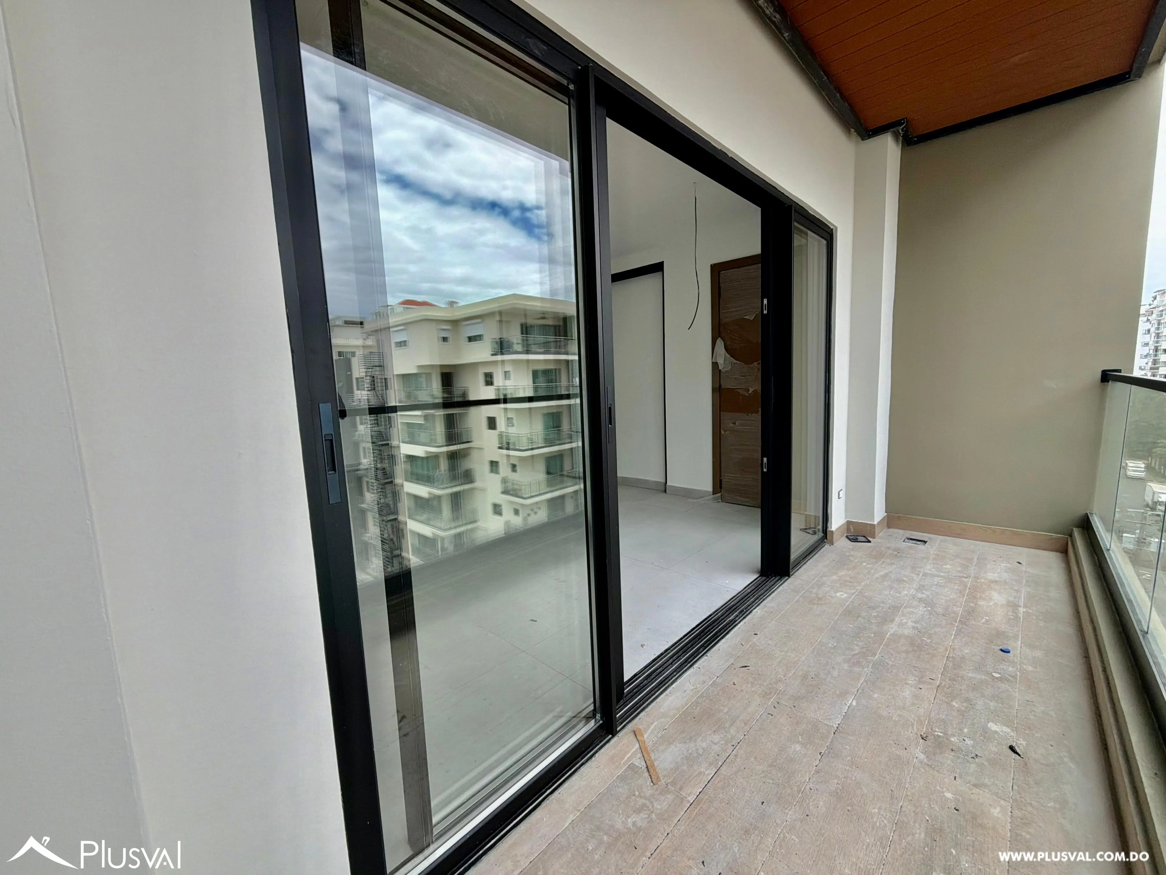 Hermoso apartamento apartamento en alquiler, en la mejor zona de Evaristo Morales 505301