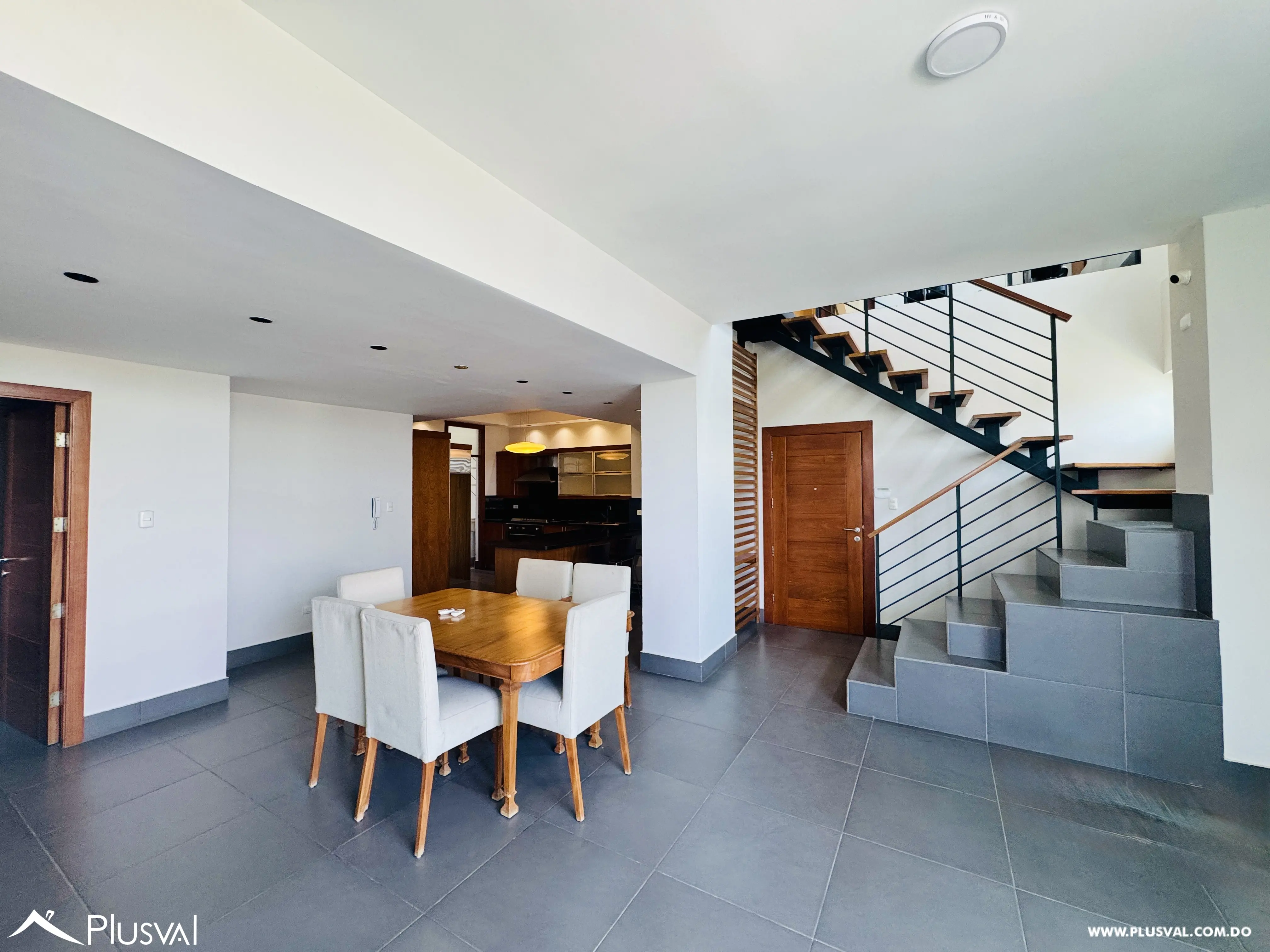 Amplio Penthouse en venta con terraza privada y jazcuzzi 511308