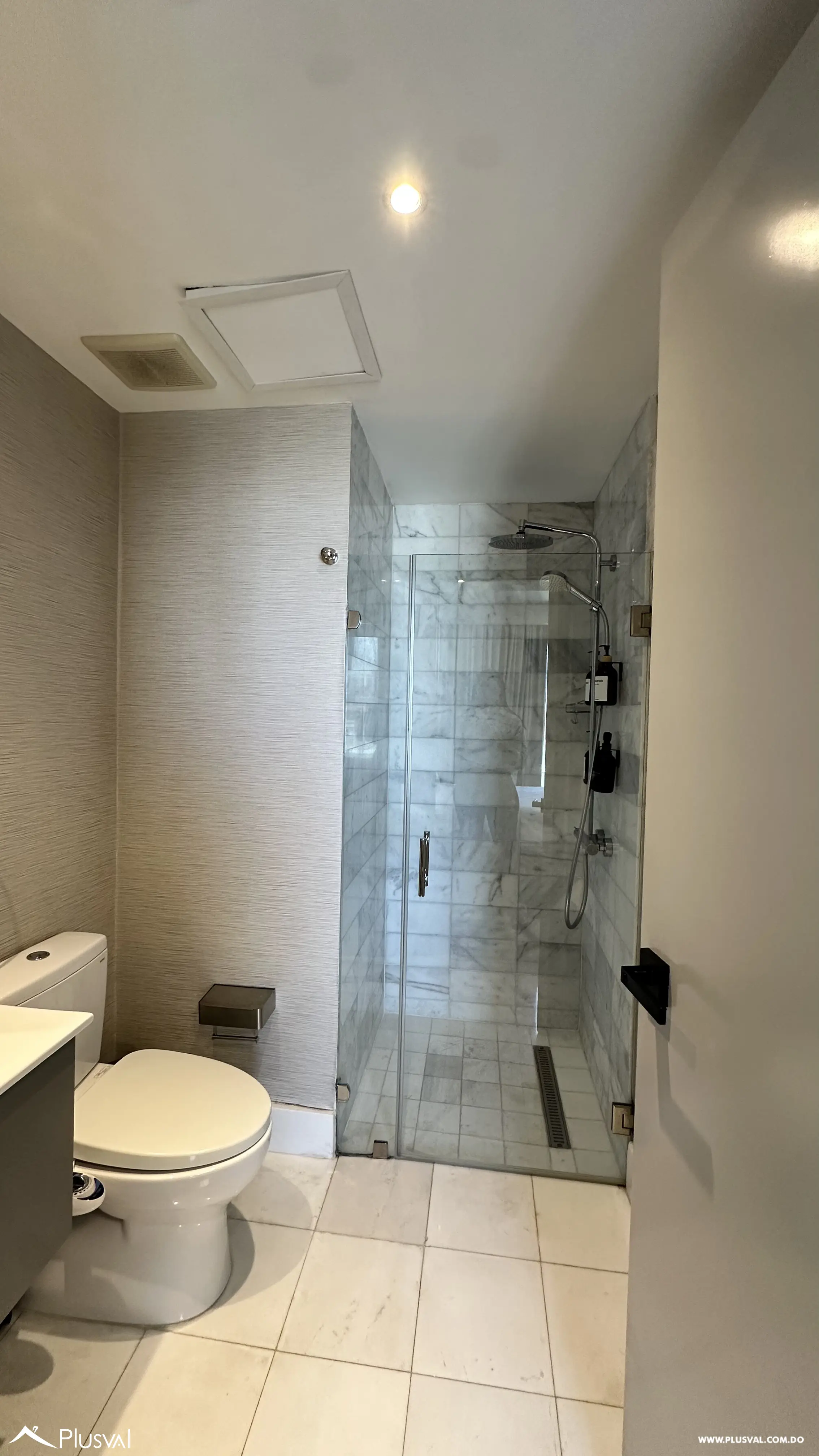 Apartamento en Renta Amueblado de 2 Habitaciones en Paraíso, Santo Domingo | Torre con Piscina, Gym y 2 Parqueos 513976