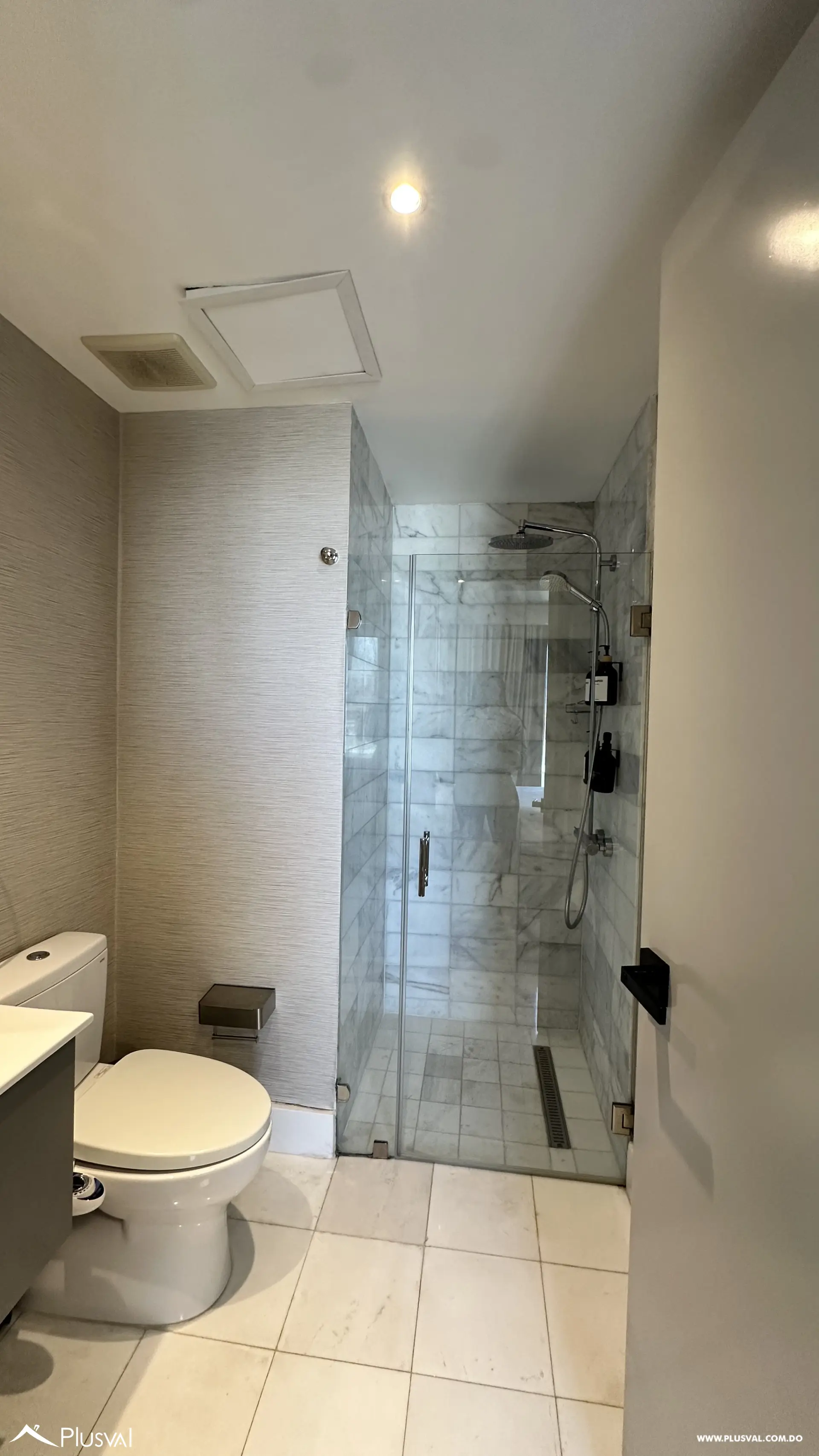 Apartamento en Renta Amueblado de 2 Habitaciones en Paraíso, Santo Domingo | Torre con Piscina, Gym y 2 Parqueos 513976
