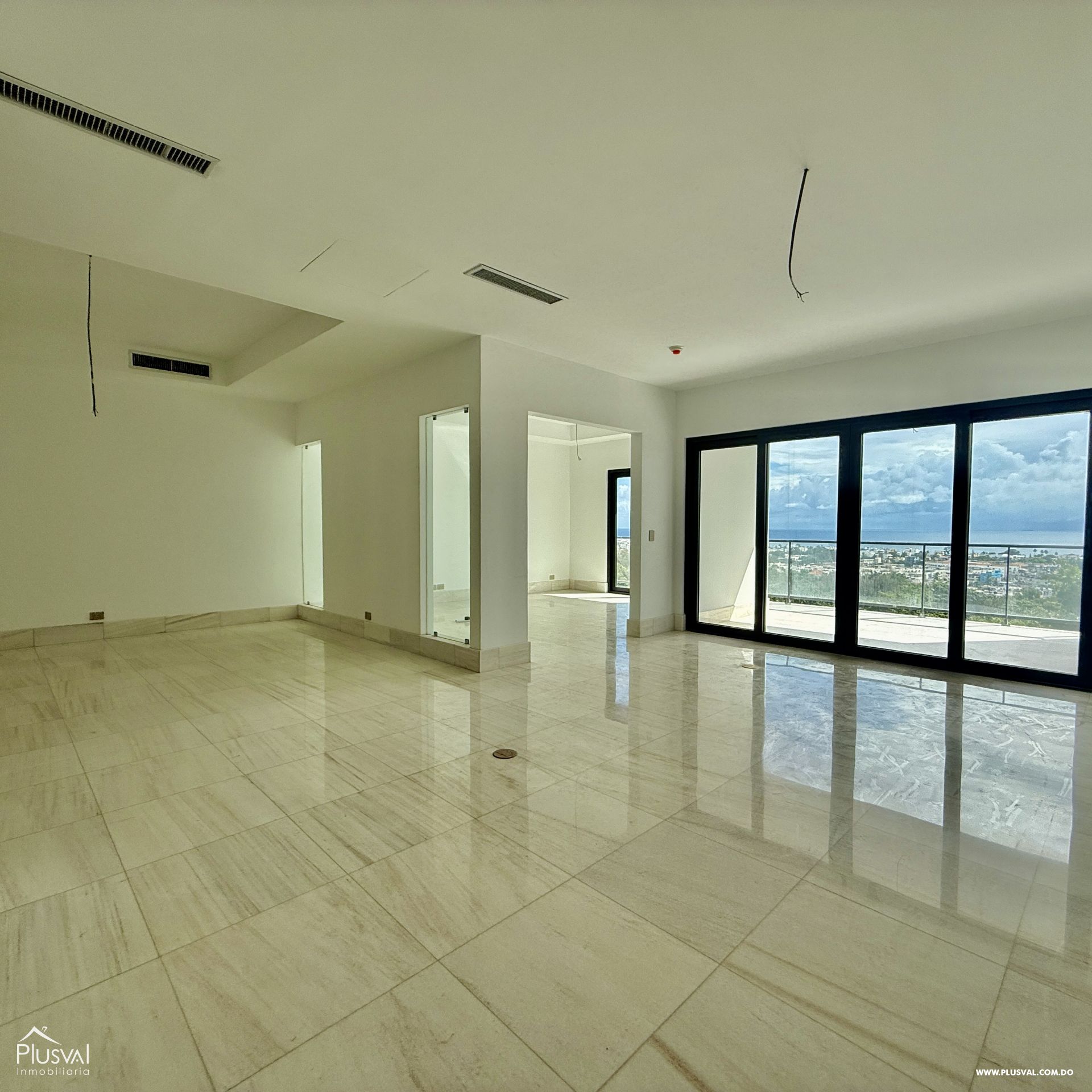 Torre en Anacaona con apartamentos en venta con vista al mar 408692