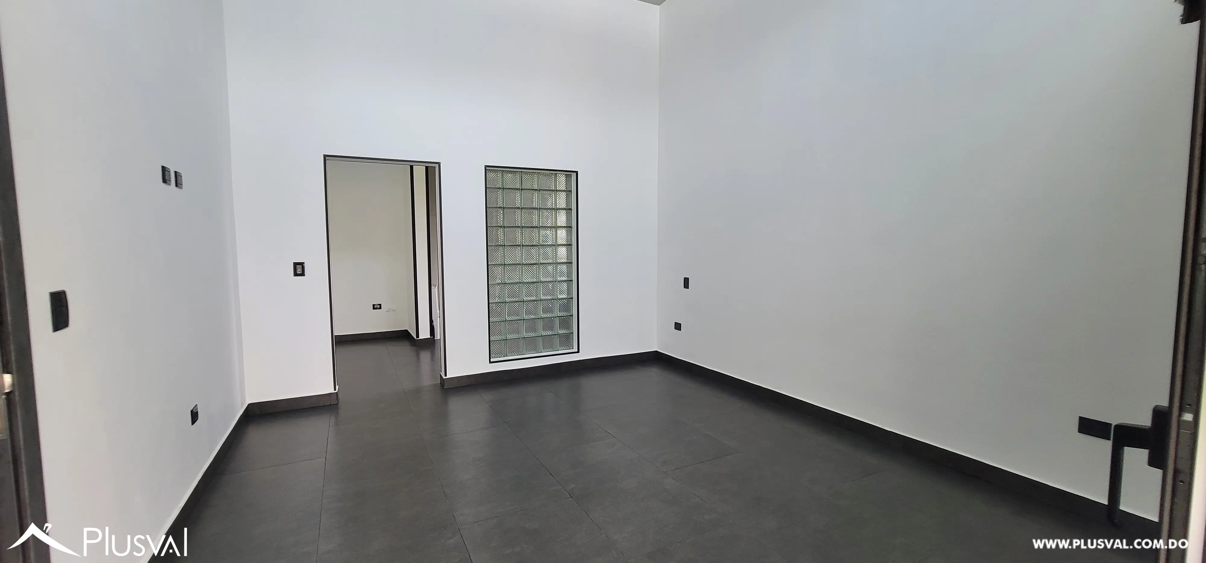 CASA 31 EN CALLE ALMENDRO, PASEO DEL SENDERO 527571