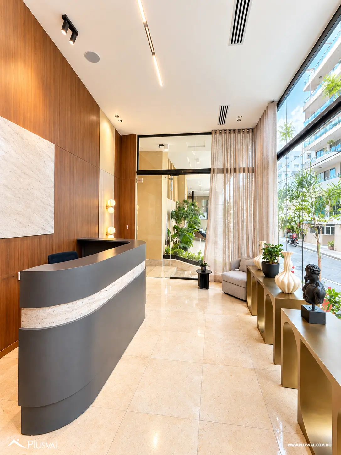Apartamento en venta de 3 habitaciones en Evaristo Morales 531632