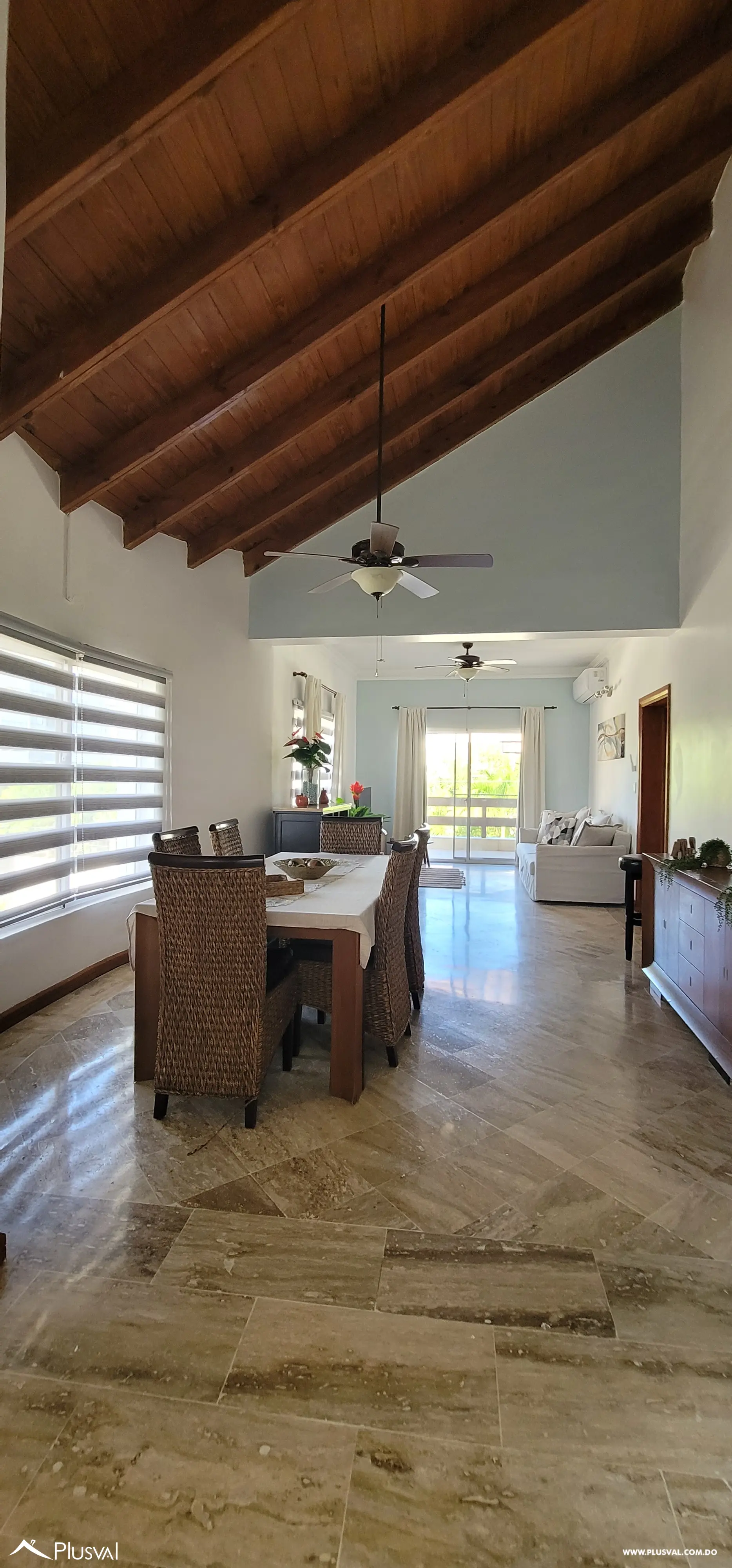 AMPLIO APARTAMENTO EN VENTA EN RESIDENCIAL CERRADO, CON PISCINA Y CON VISTA Y ACCESO DIRECTO A PLAYA BIBIJAGUA, 484340