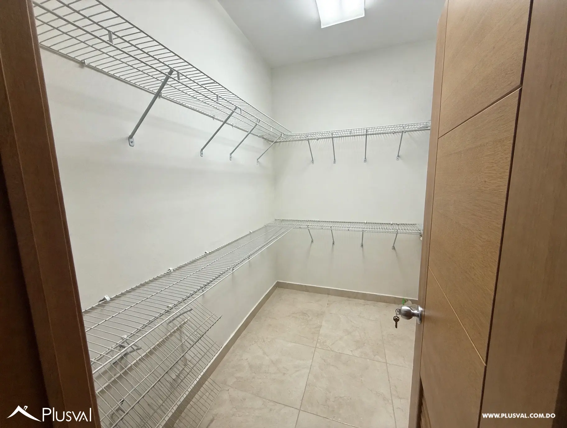 Apartamento en Venta de 3 habitaciones en los Cacicazgos 536293