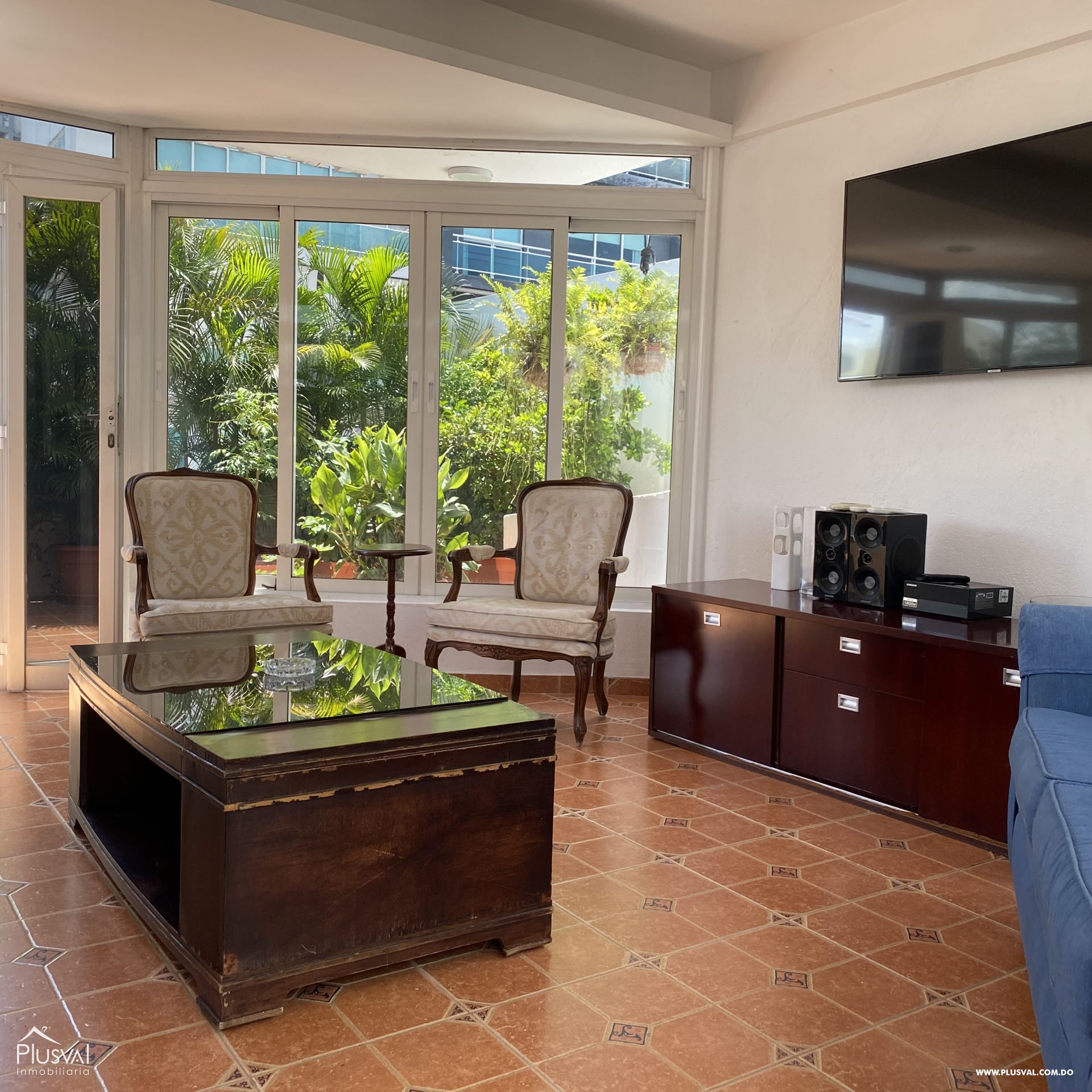 Amplio y fresco Apto clásico con Terraza Privada 366190