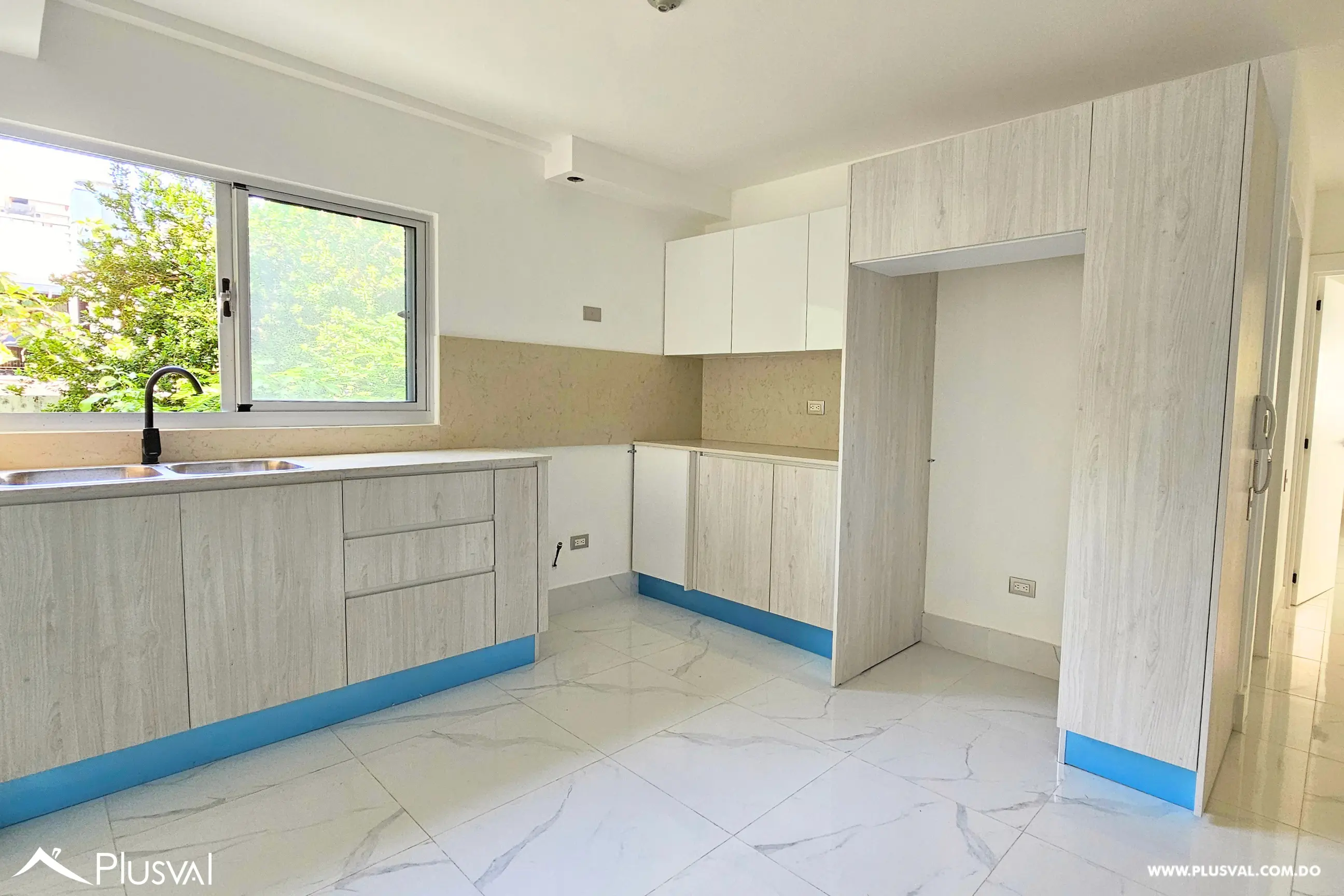 Apartamento nuevo de 2 habitaciones en venta en Piantini 467133