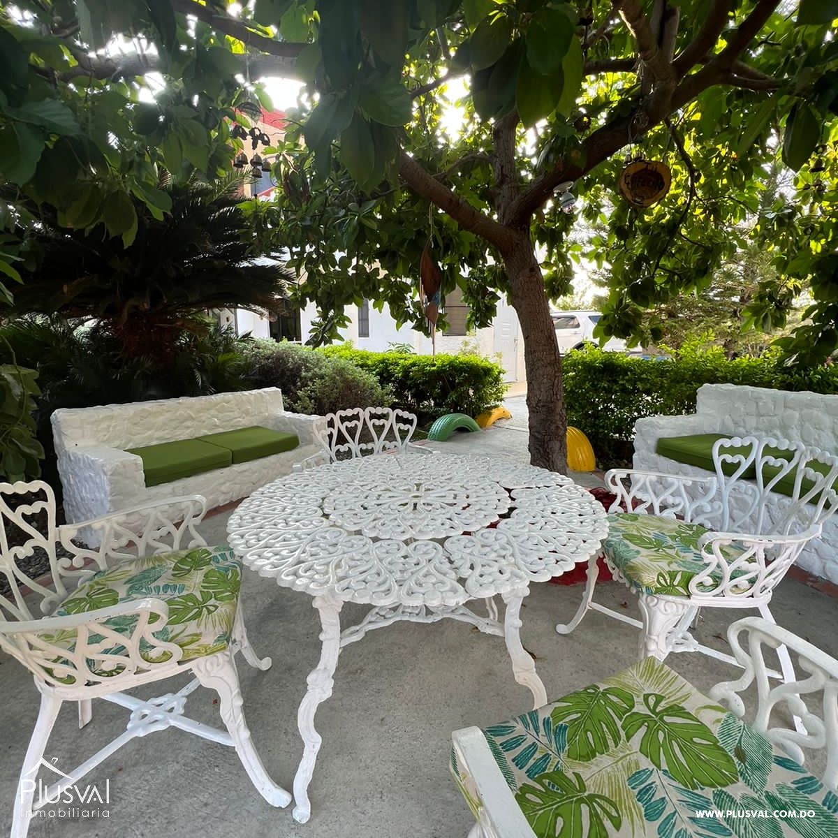 Villa espaciosa en venta con piscina, ubicada cerca de la Bahía de Ocoa 425058