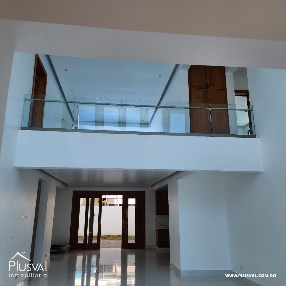 ESTUPENDA CASA EN VENTA EN LLANOS DE GURABO 410879
