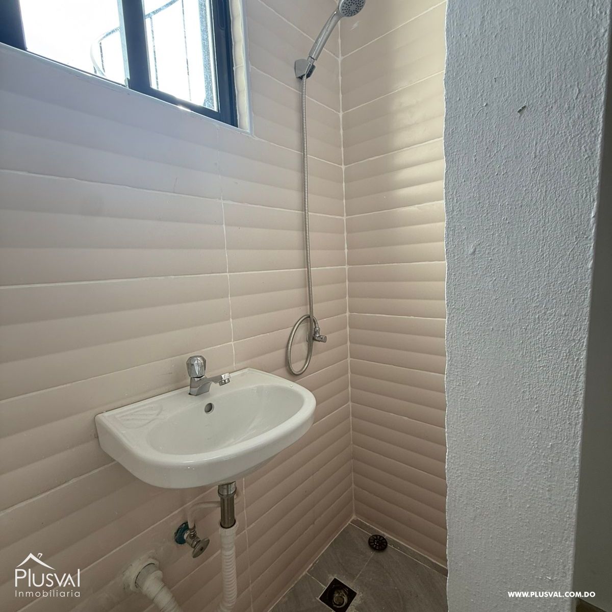 Apartamento en venta, ubicado en zona estratégica en Bella Vista. 471500