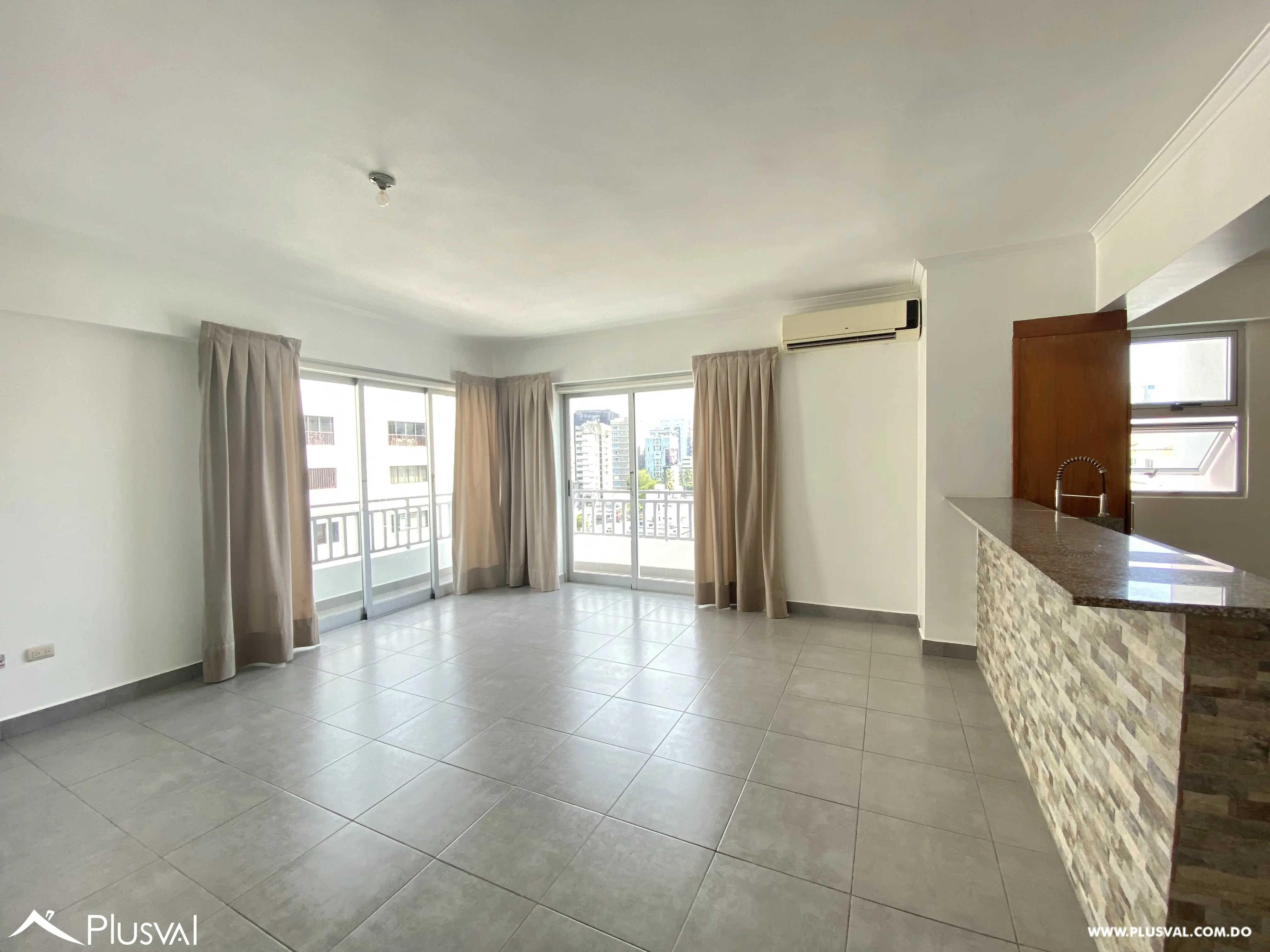 Vendo Excelente Apto en una de las Zonas Mas Exclusivas de Naco 468575