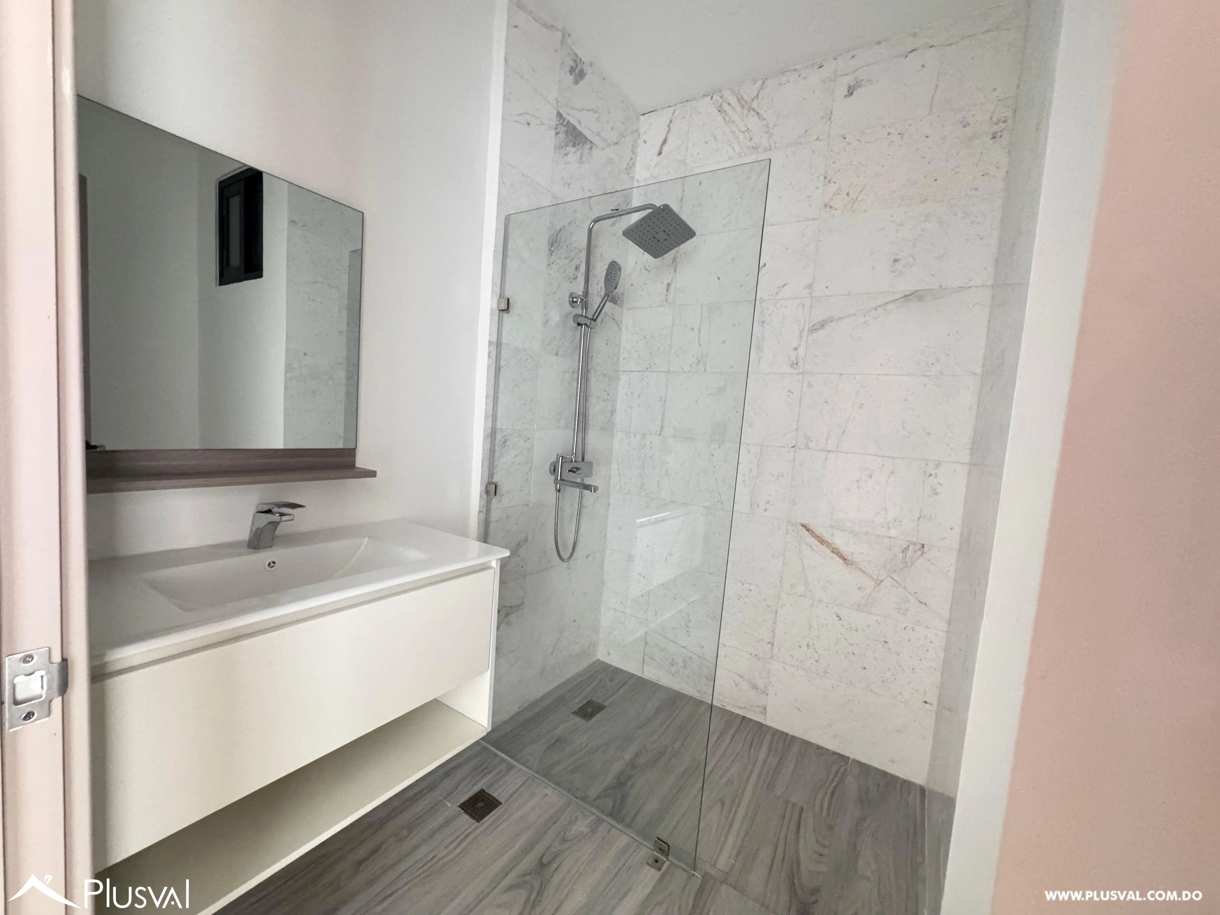 Se vende apartamento a estrenar en Punta Cana Village de 3 habitaciones 483977