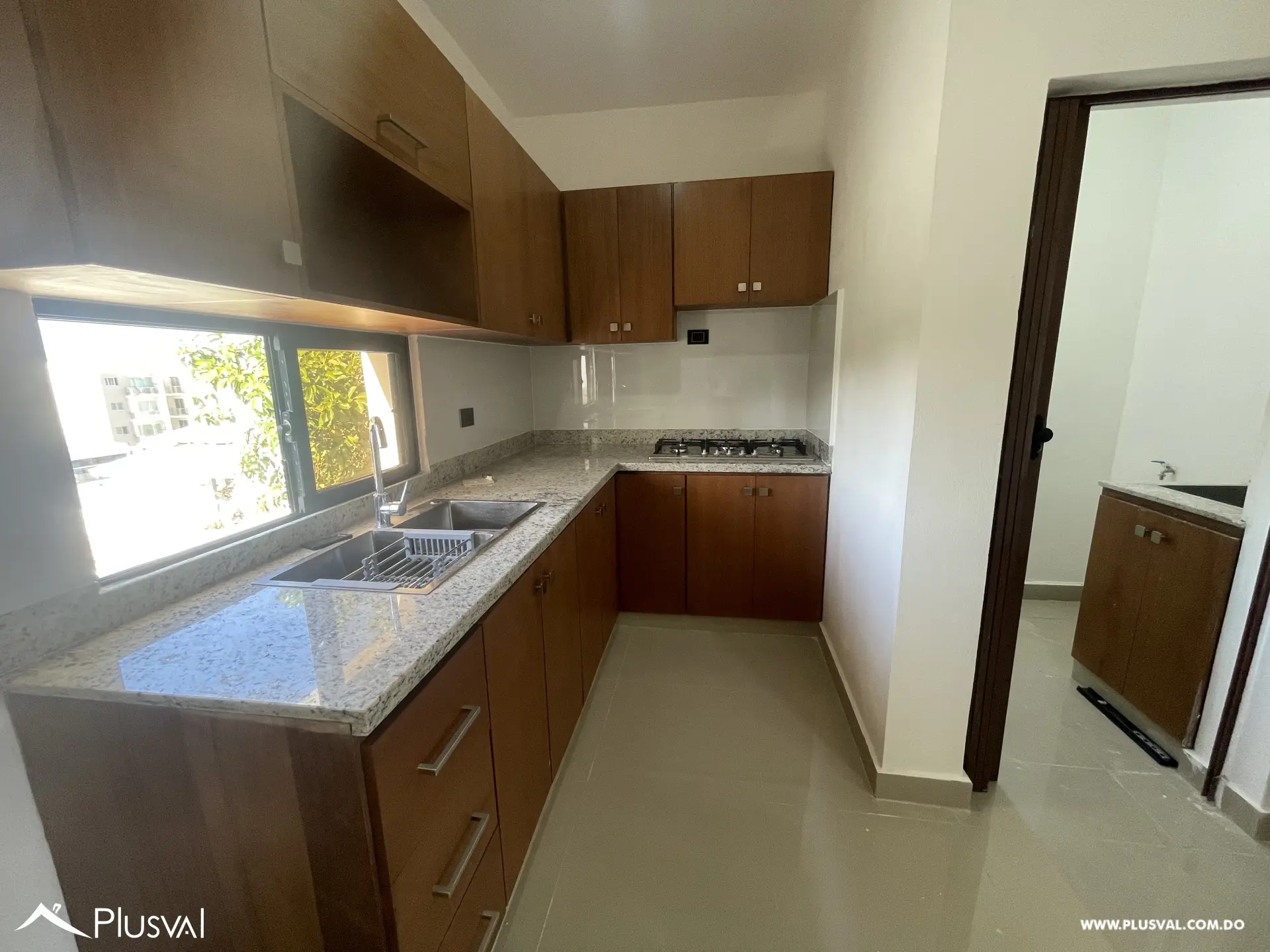 Intimo proyecto de apartamentos, en fase de terminación 533211