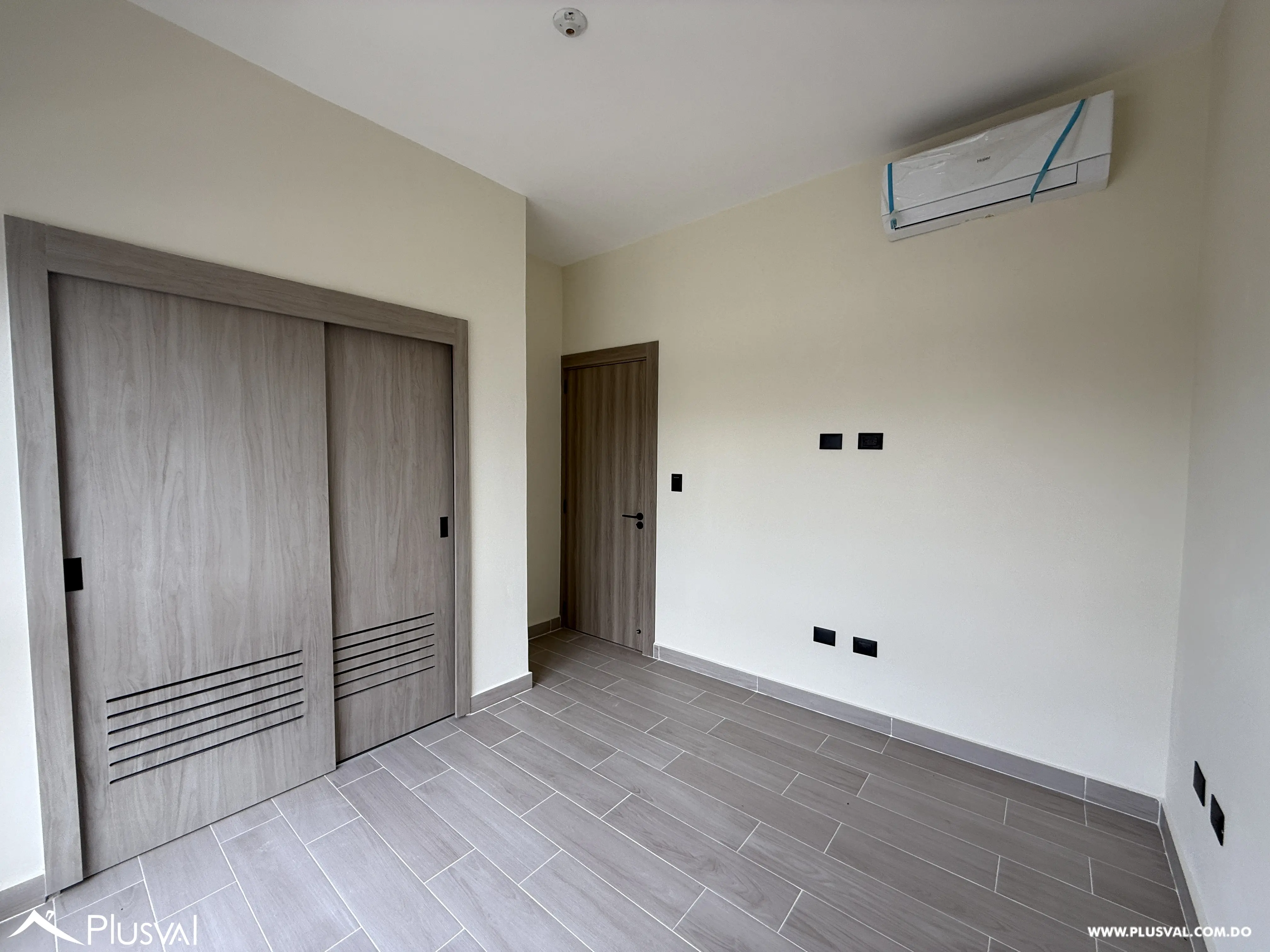 Villa en Venta en Vista Cana con Patio y Terraza 522448