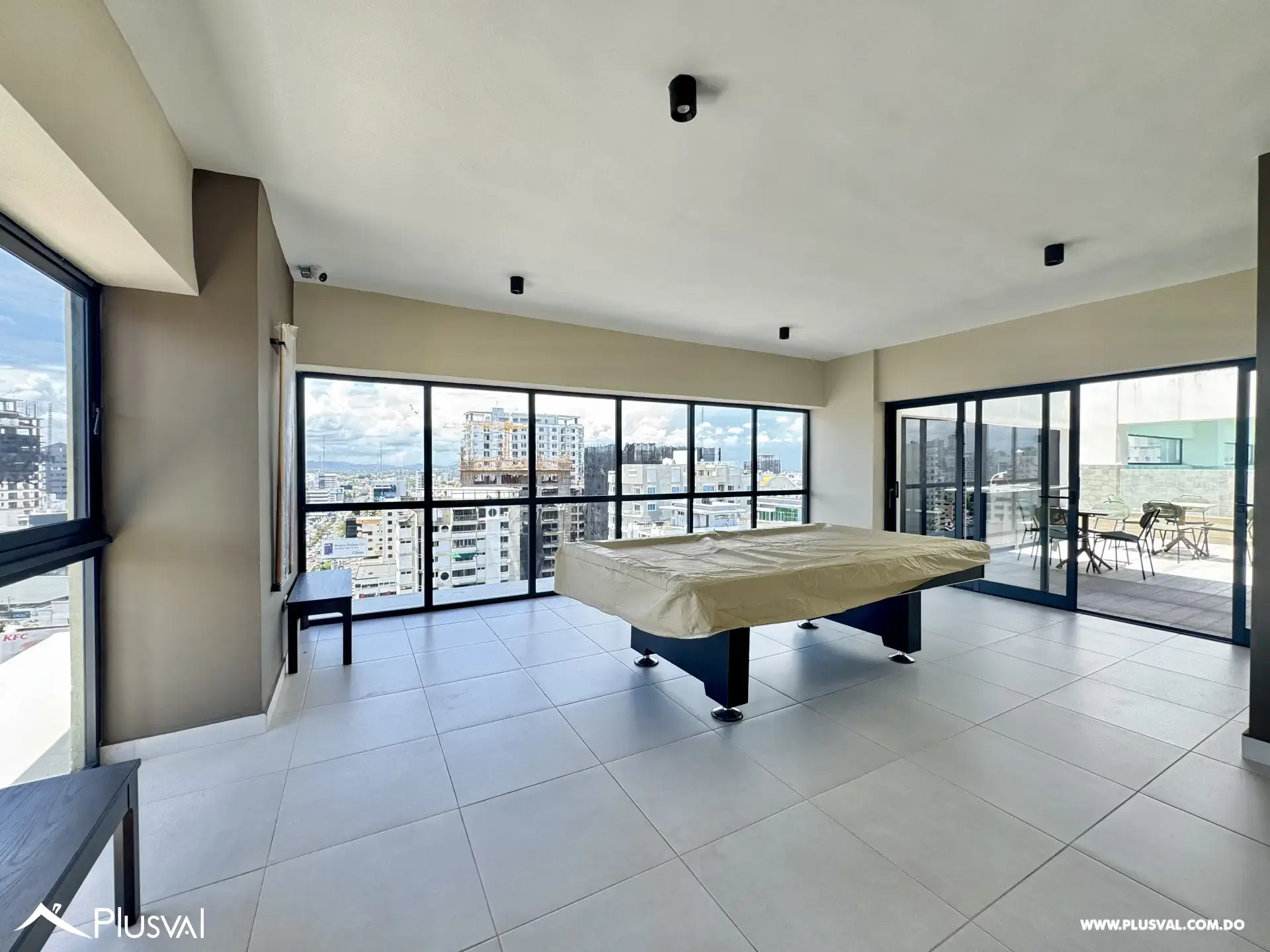 Apartamento en alquiler en Naco 500285