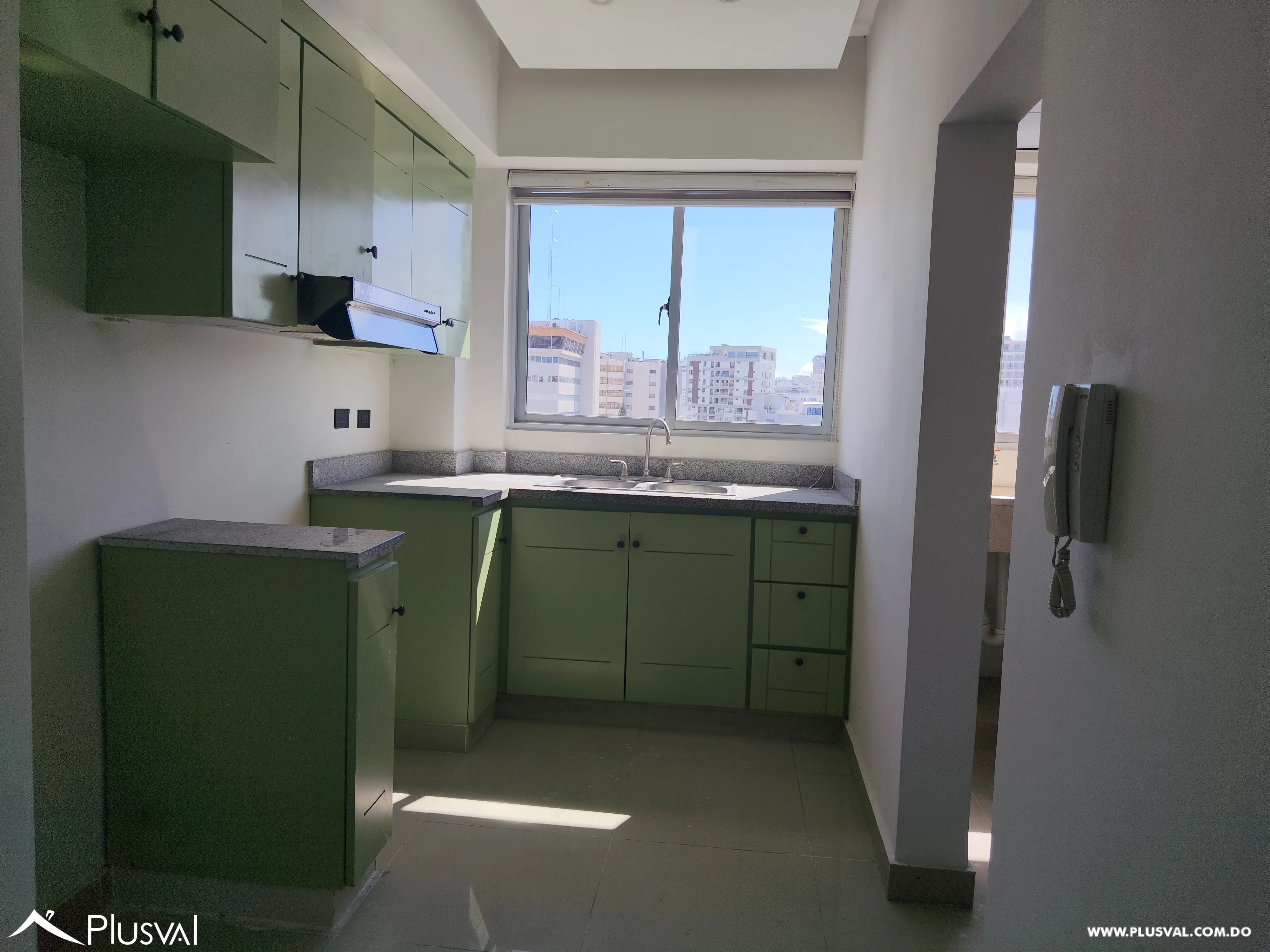 Apartamento de 2 habitaciones en Venta en Naco  con 1 Terraza de 70 metros. 521249