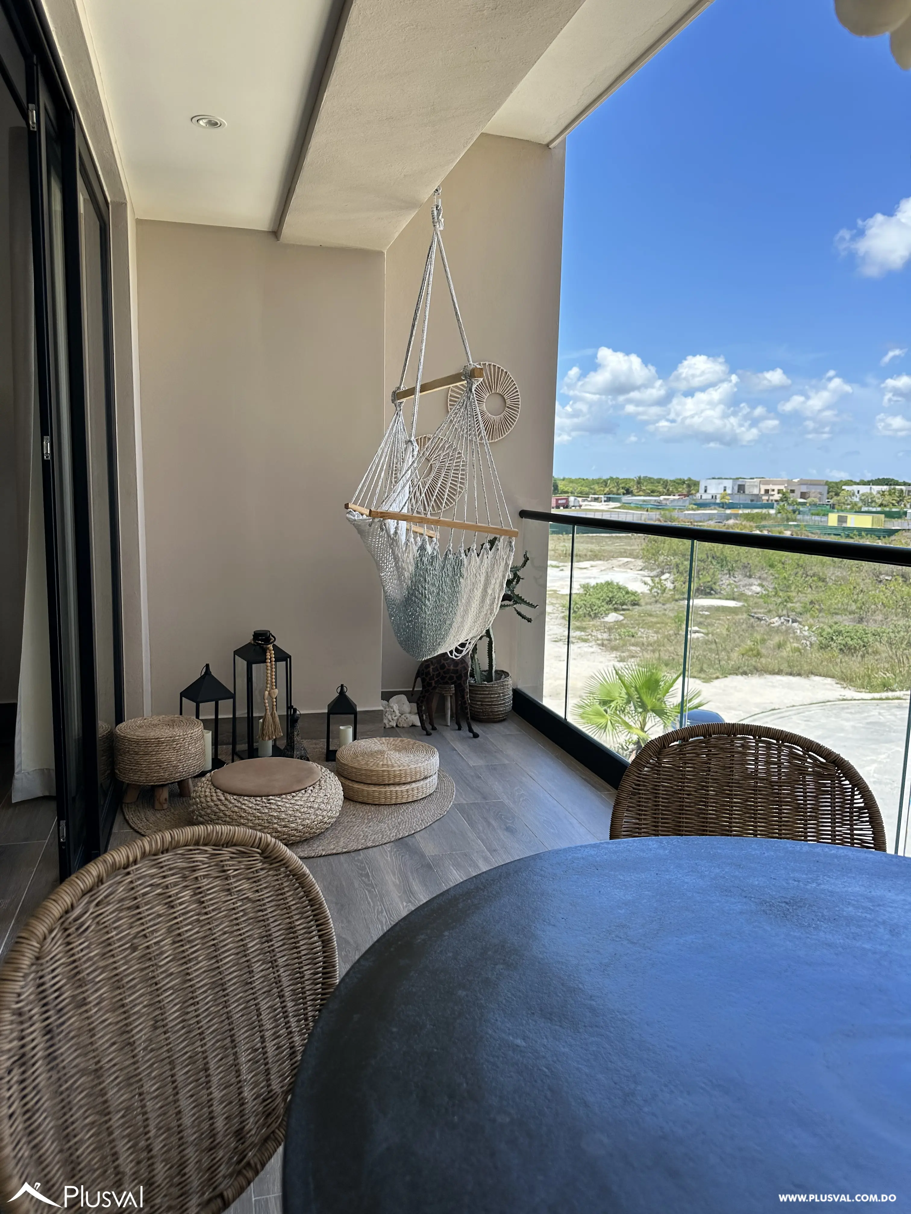 Se renta apartamento amueblado de 1 habitación en Cap Cana 525972