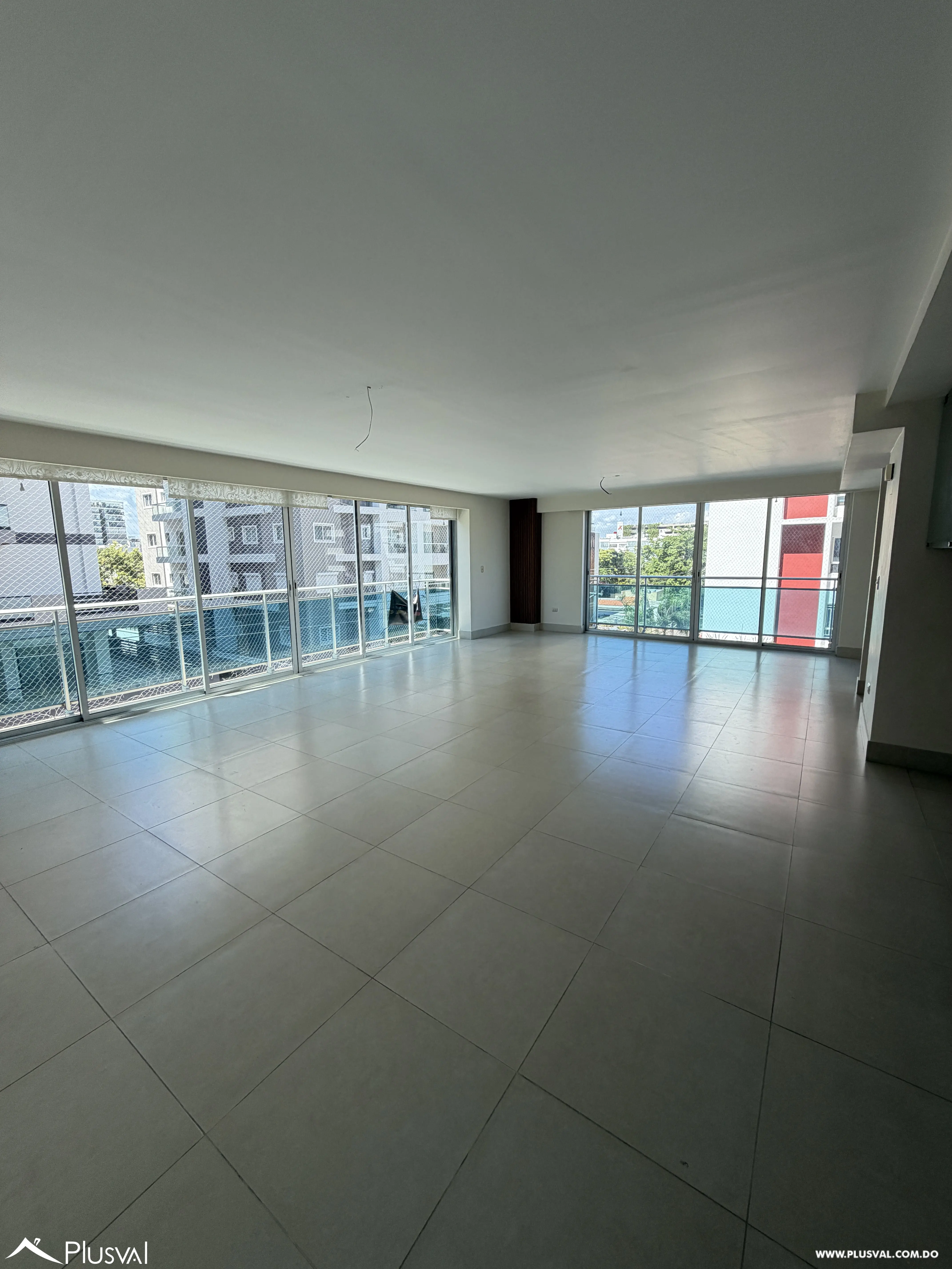Apartamento de 3 habitaciones mas estudio  en alquiler en Serralles tipo loft. 467520